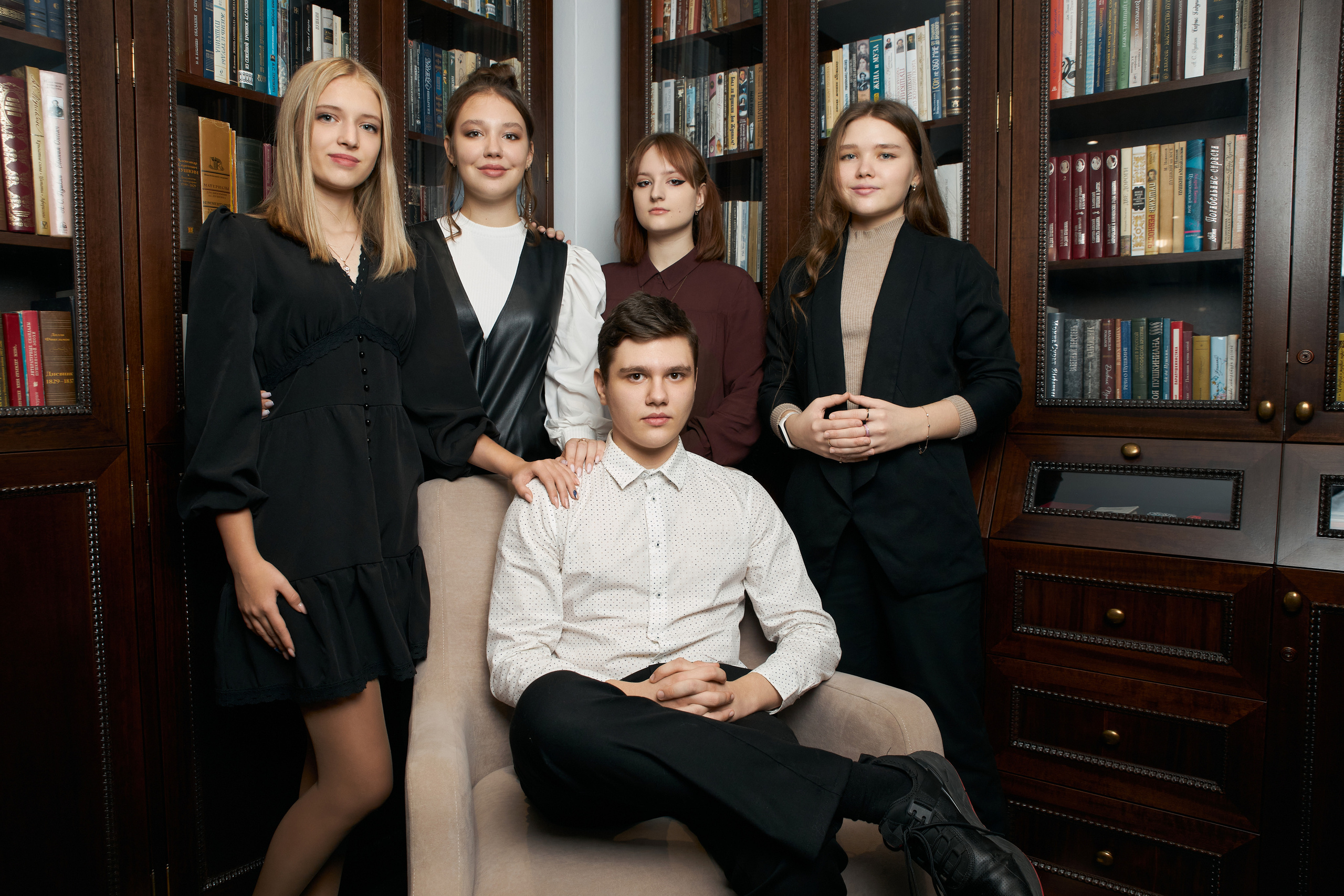 Групповые. Неколхозный Выпускной альбом | Белгород, Екатеринбург