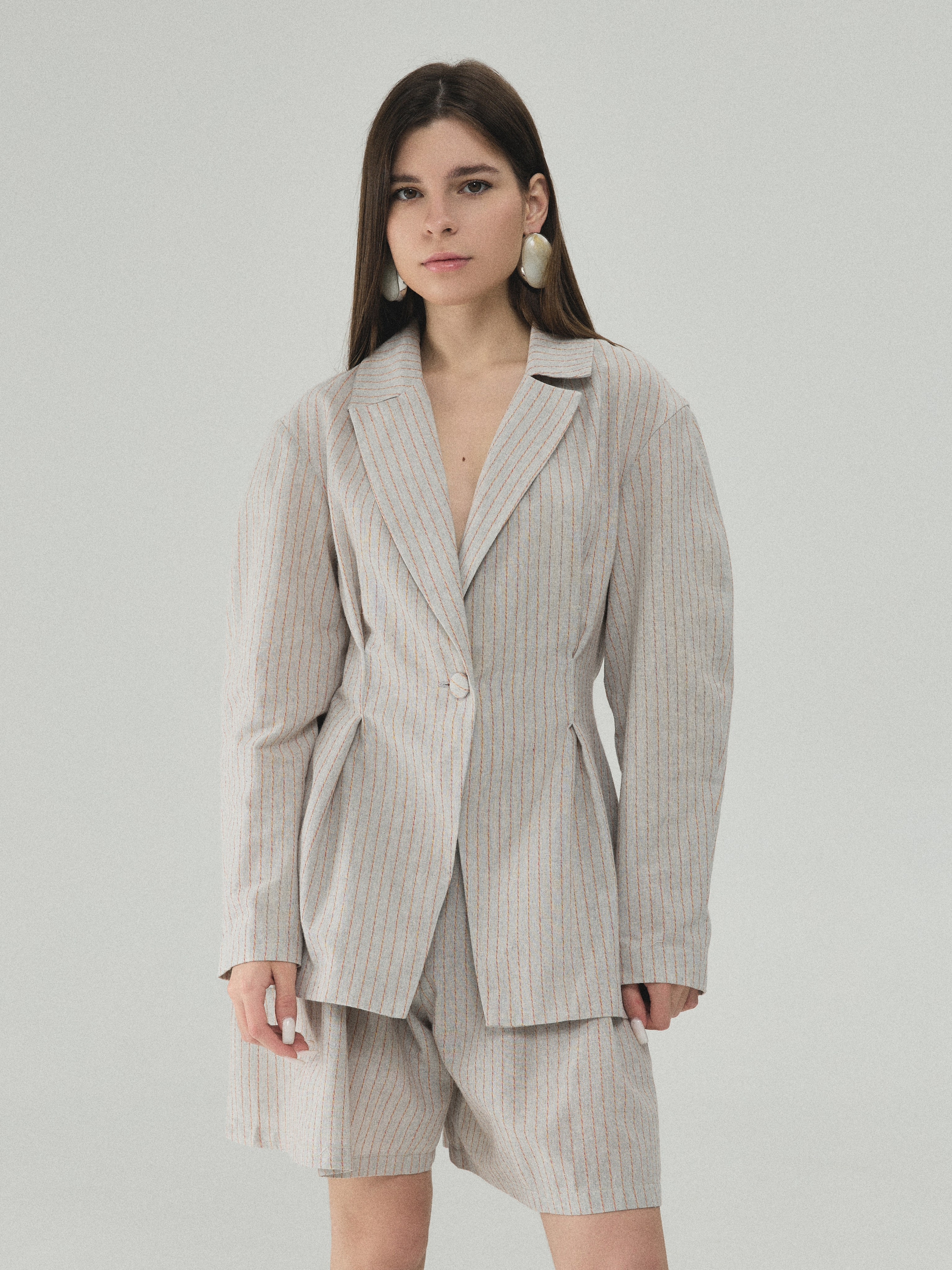 57 Atelier. Фотограф в Москве и Сургуте Алла Лесовая. Снимаю каталог для брендов и индивидуальные портреты для людей