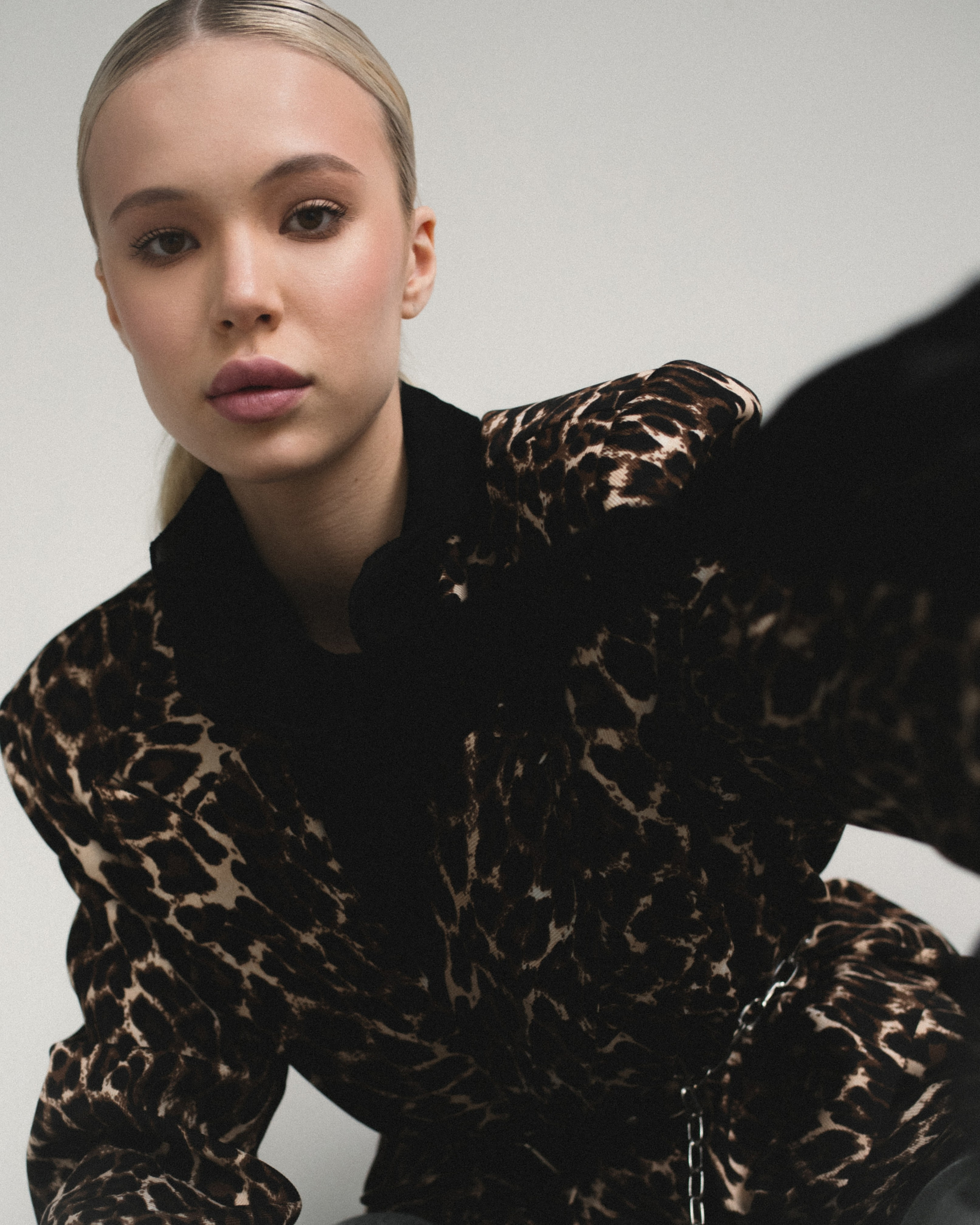 Модельная школа Khanova. Фотограф в Москве и Сургуте Алла Лесовая. Снимаю каталог для брендов и индивидуальные портреты для людей