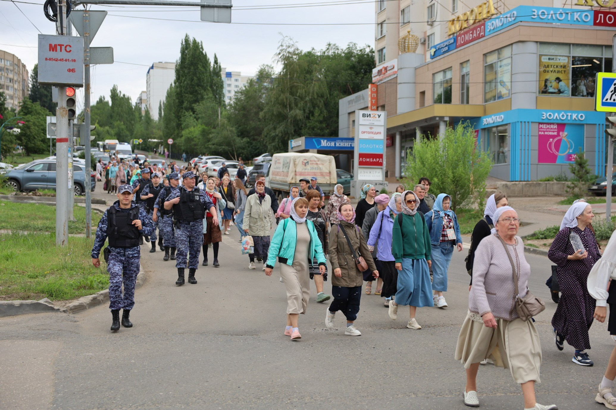МИТРОПОЛИТ ИГНАТИЙ СОВЕРШИЛ БОЖЕСТВЕННУЮ ЛИТУРГИЮ В ГЕОРГИЕВСКОМ ХРАМЕ. Саратовское Северо-Западное благочиние