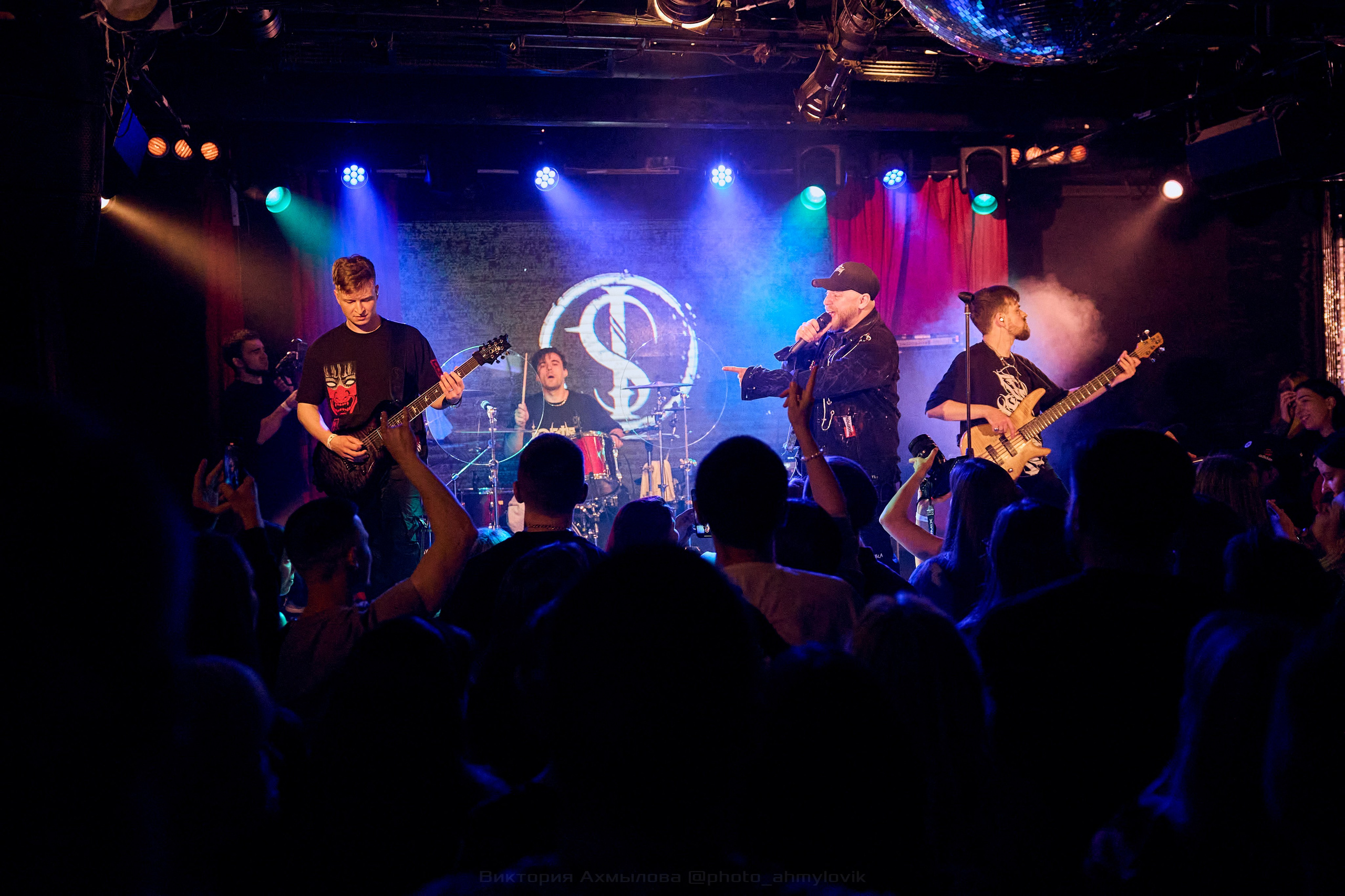 26.06.2024 iOstra 16 Тонн. Виктория Ахмылова. Фотограф в Москве