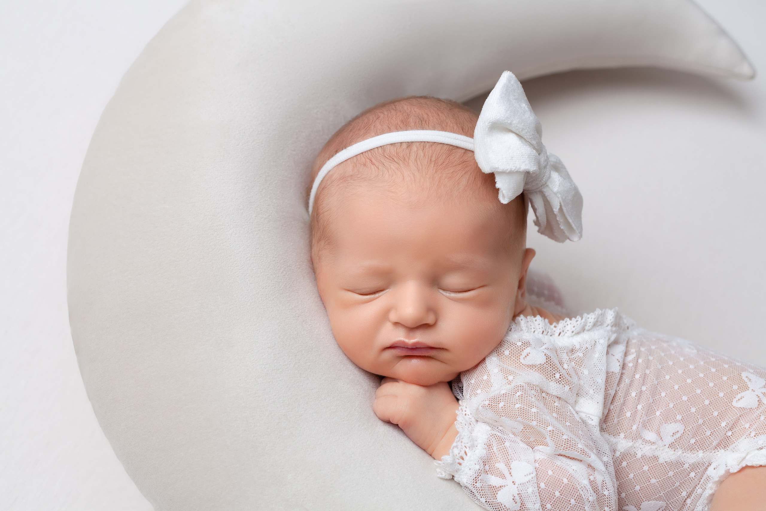 PH @milaarsenyeva_. Retoucher Aleksmokh