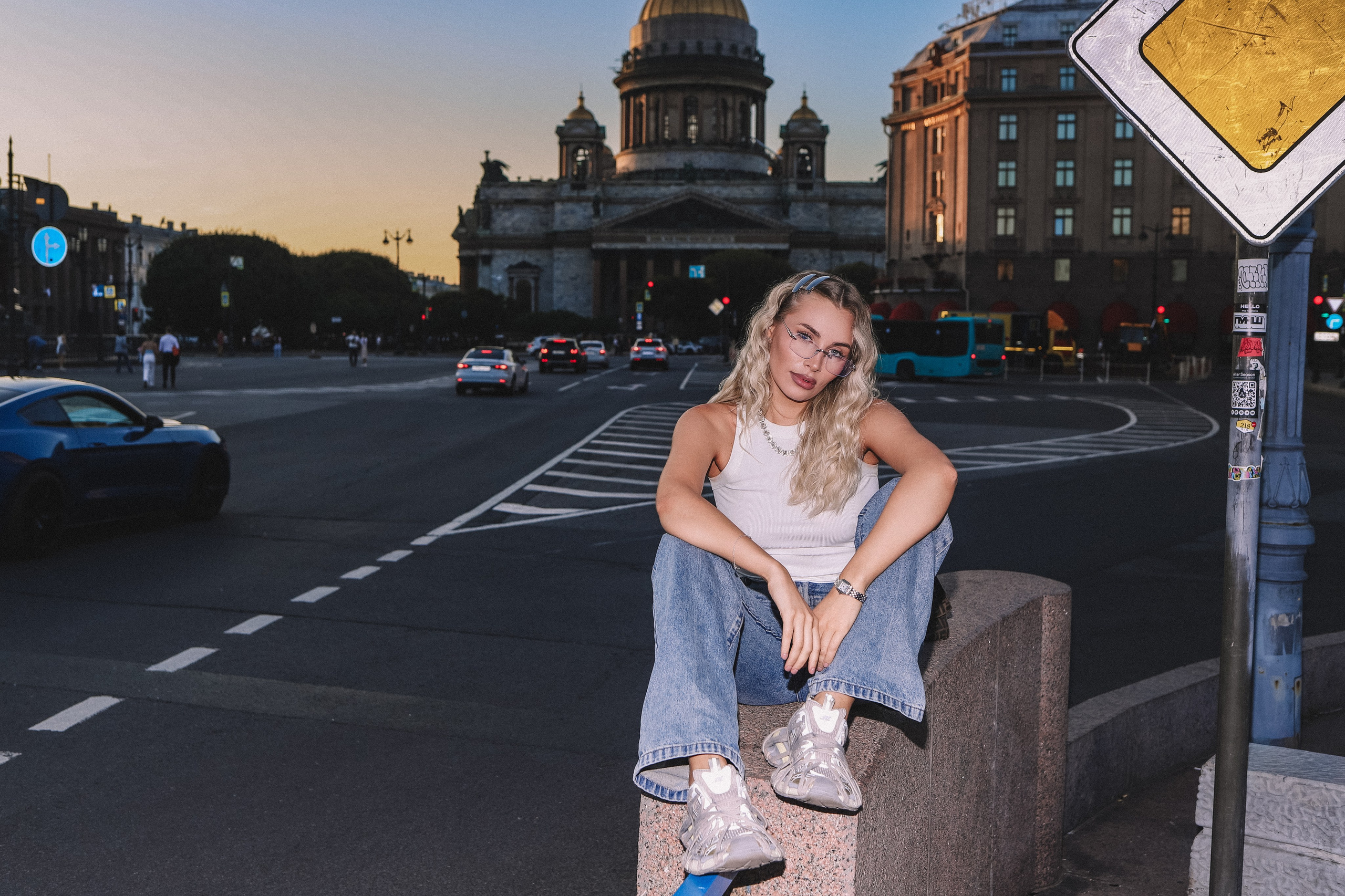 Полина — вечерний Петербург, съёмка со вспышкой | О. Беляева. Фотограф Олеся Беляева | Санкт-Петербург и Ленобласть