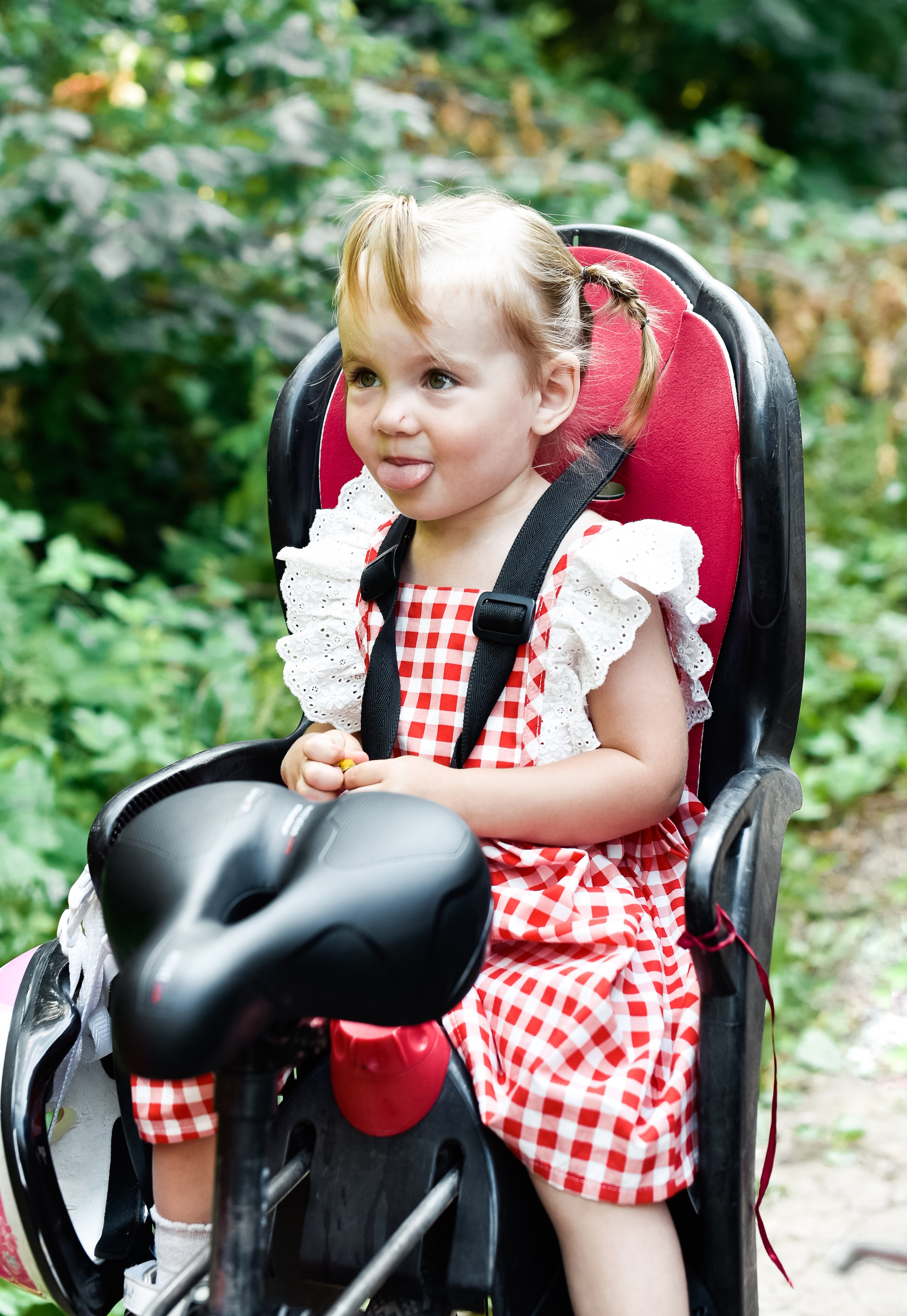 Семья Любочки, Максима и Машеньки