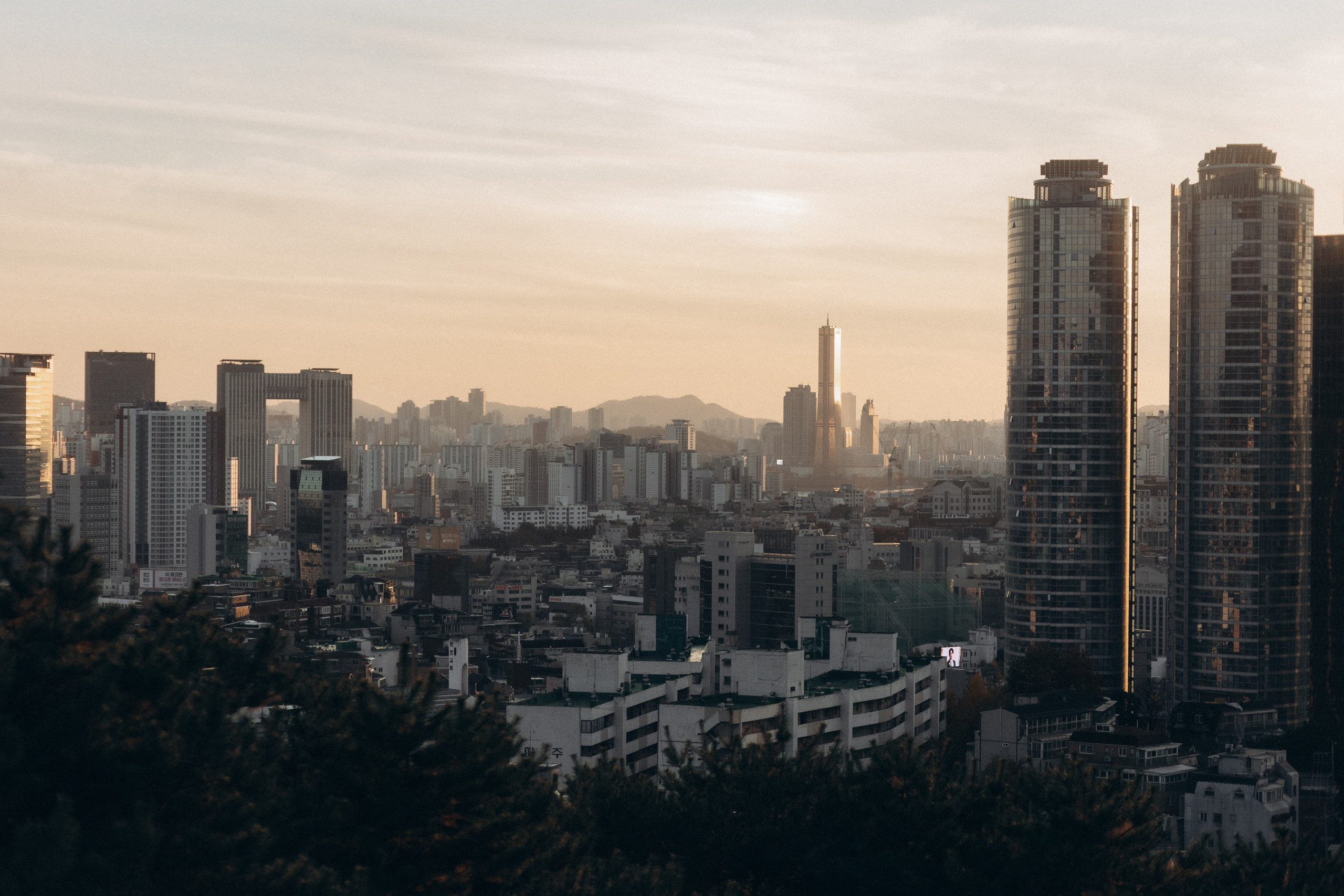 Полина индивидуальная съемка у Намсана. Фотограф Артем Бросов в Санкт-Петербурге и Дубае