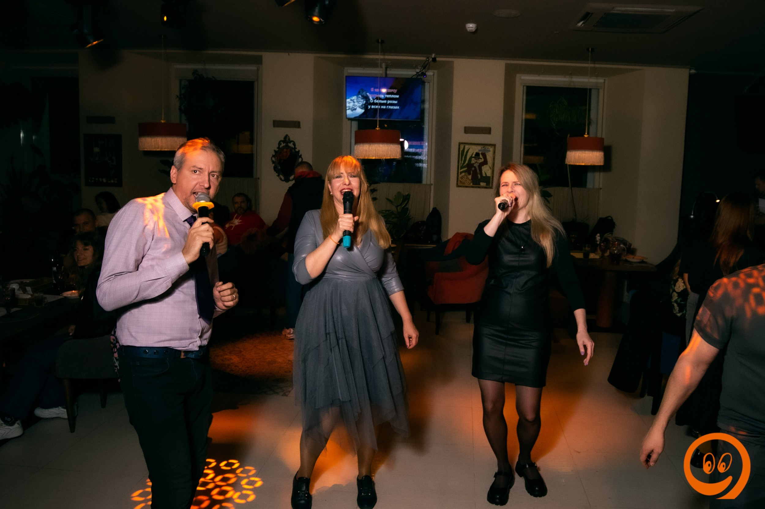 Поющие в ночи. Караоке | 19.09.2025. Галерея Фантим