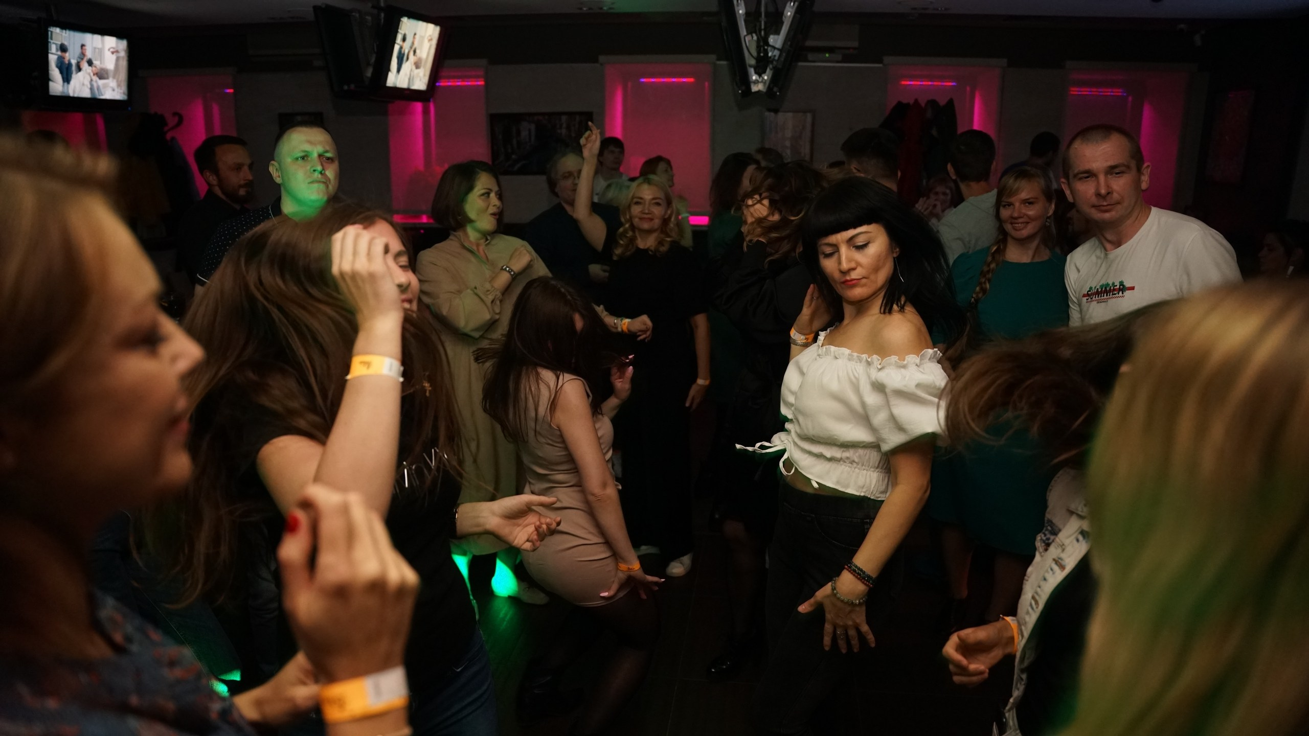 «И снова…» Клубная вечеринка | 03.09.22. Галерея Фантим