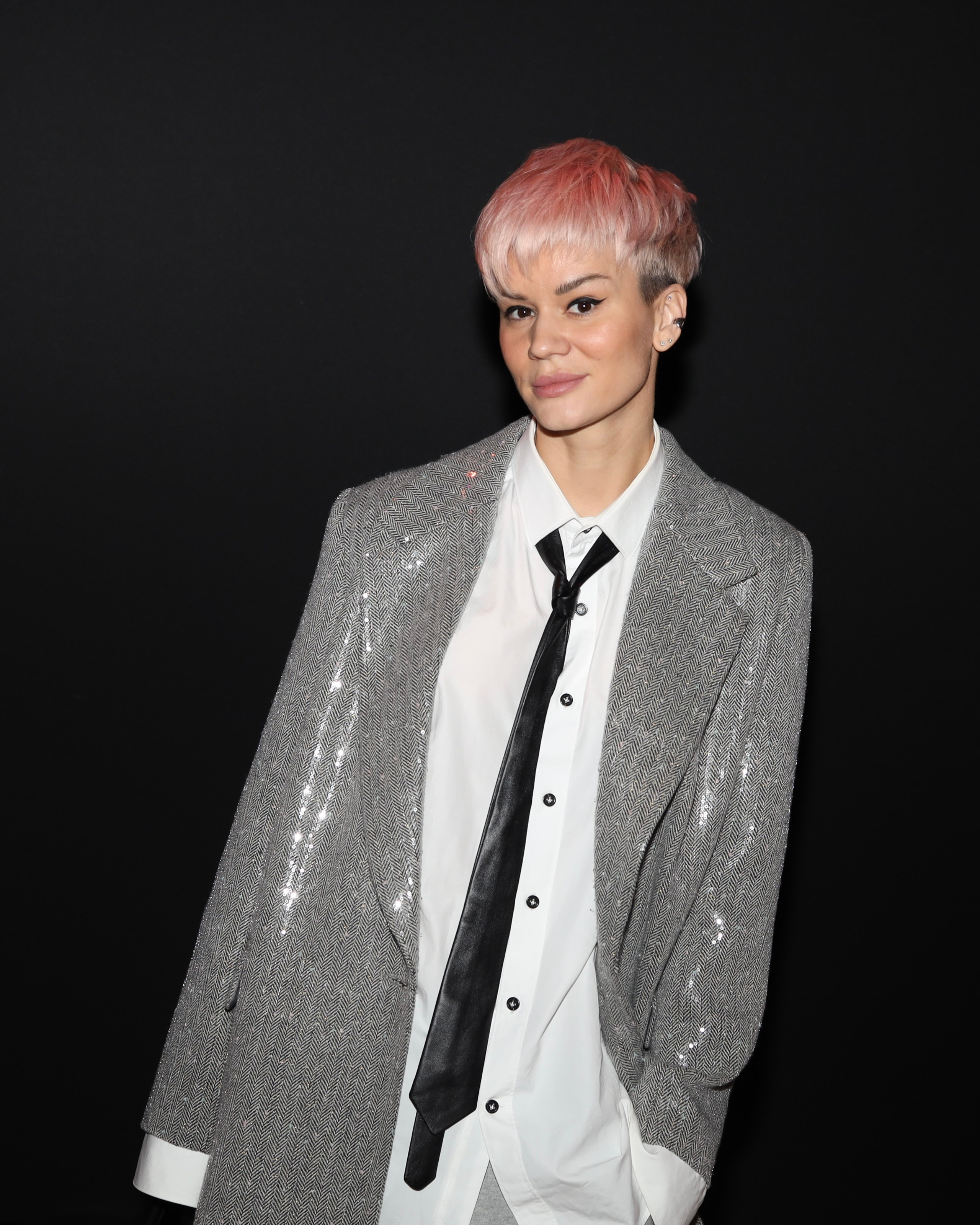 Контент для соцсетей. Фотограф в Москве — Рина Серёгина — съёмка в студии и репортаж