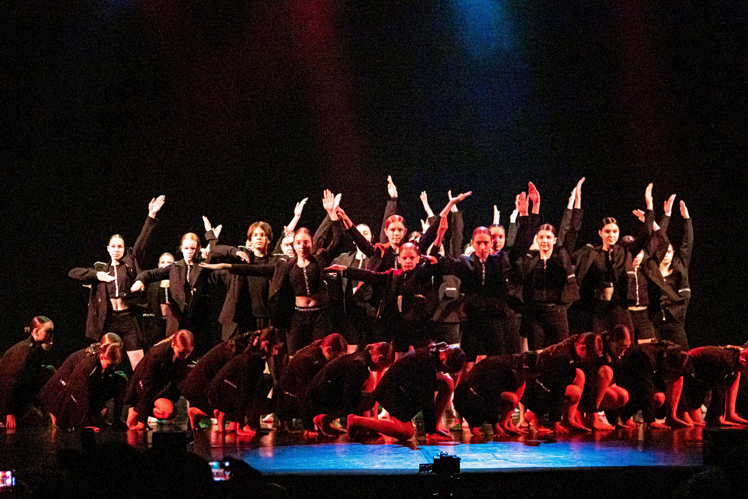 ОТЧЕТНЫЙ КОНЦЕРТ ХОРЕОГРАФИЧЕСКОЙ ШКОЛЫ НИКА. Фотограф в Сочи Юрий Шептаев