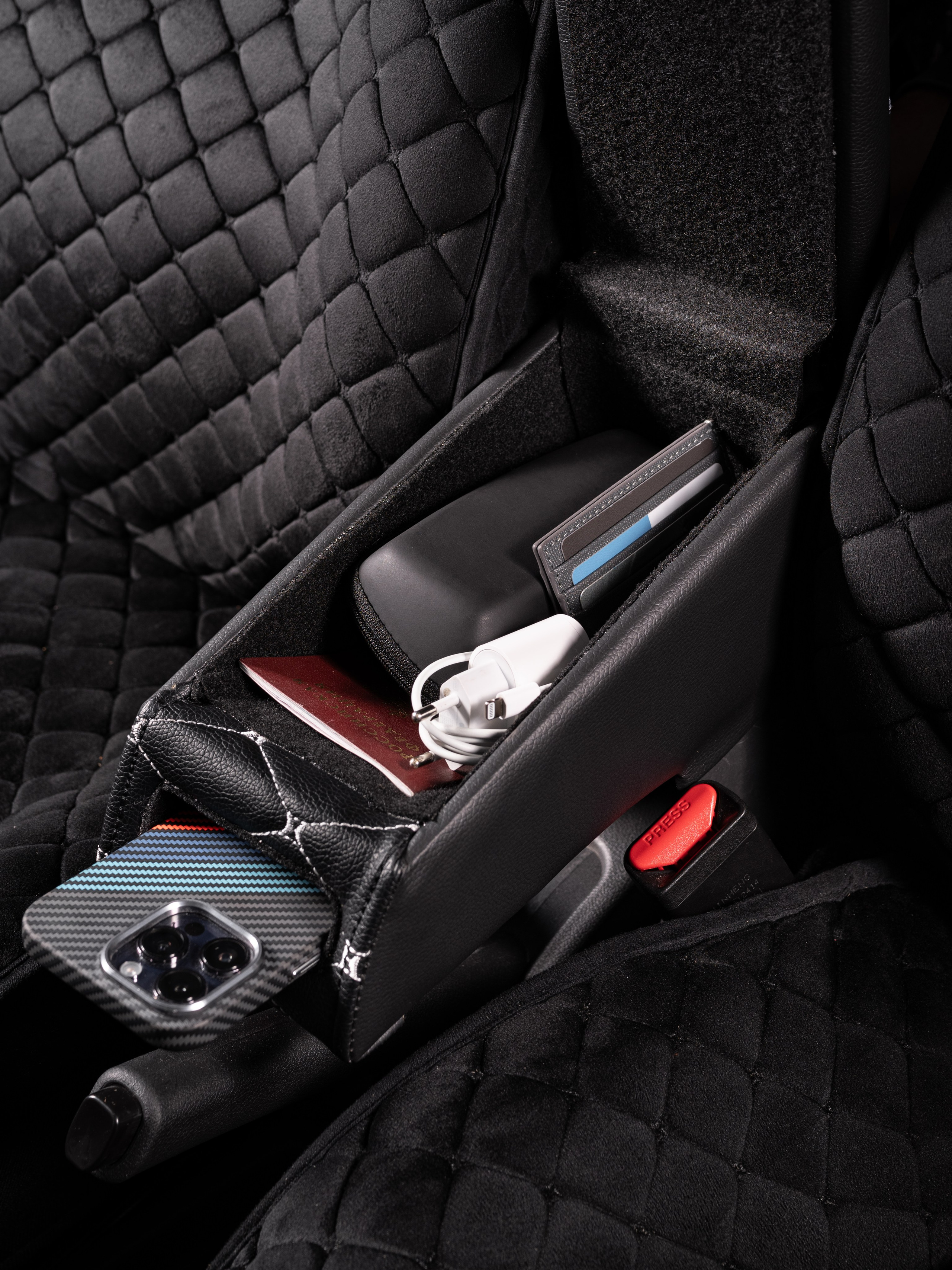 Автоподлокотники 2. Предметный фотограф, фото для маркетплейсов Пятигорск, КМВ