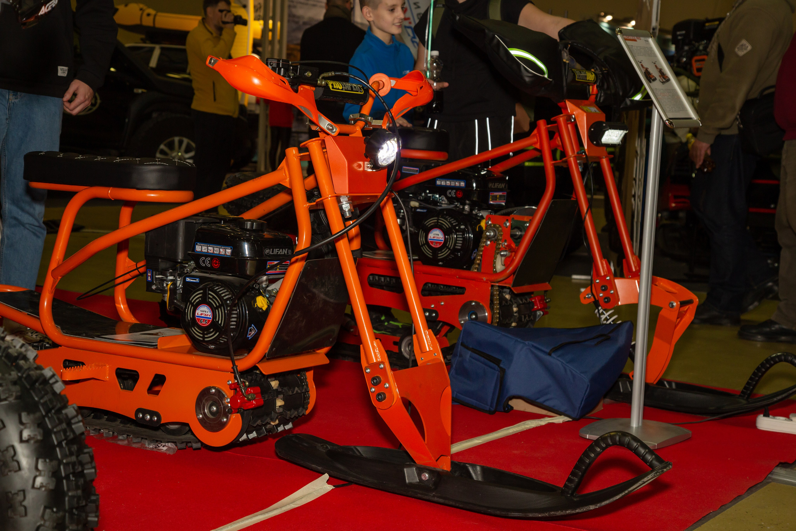 Фотопрогулка по выставке Поехали 2022. «Студия DRONAVT`s» — видеосъёмка и фотография г. Москва