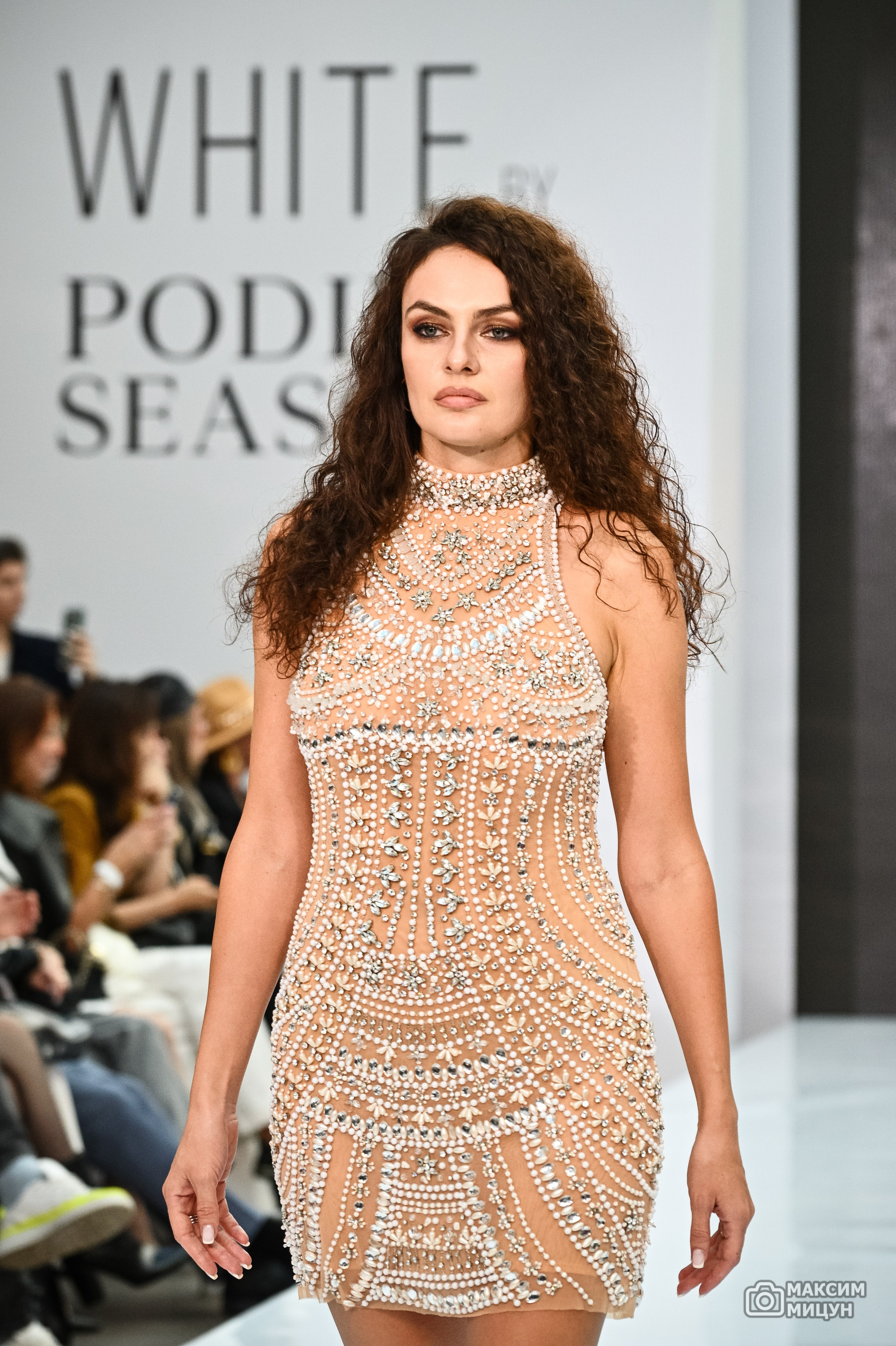 Модные показы. Фотограф Максим Мицун. Портрет, свадьба, репортаж, каталог