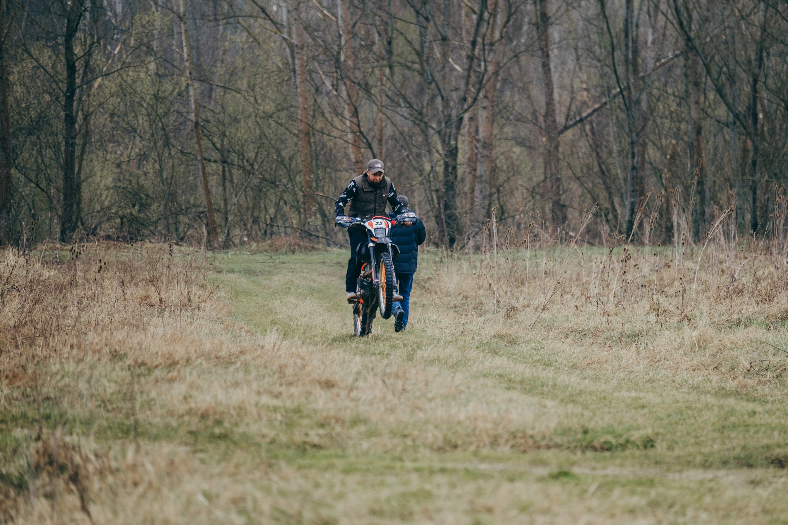 Эндуро Фест от Shamax Motors (Краснодар). Свадебный фотограф Денис Ожигин в Краснодаре и крае. Эмоциональная и стильная съемка вашего дня