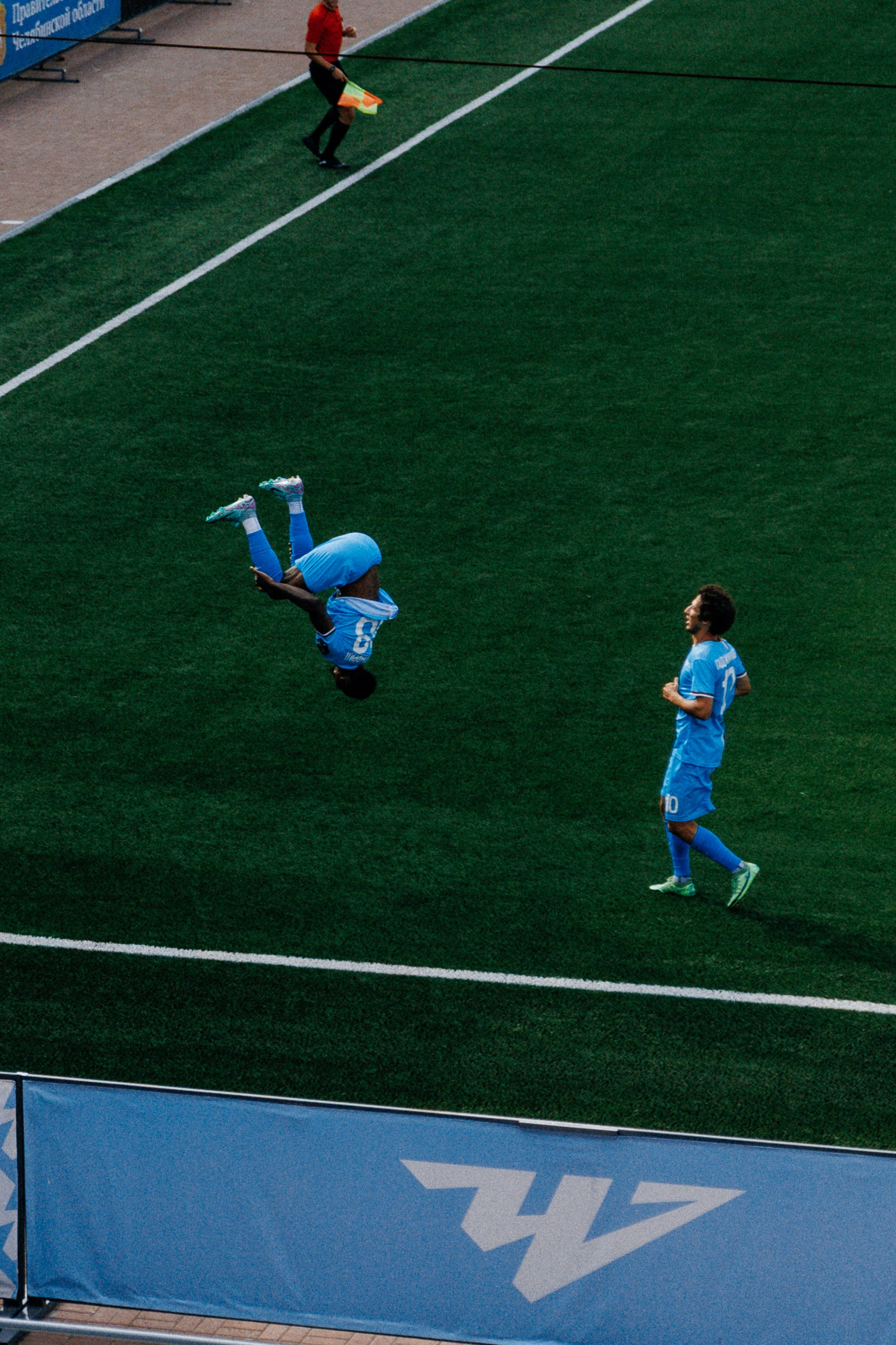 ФК ЧЕЛЯБИНСК Х ФК ВОЛГА. Репортажный фотограф Макс Брагин