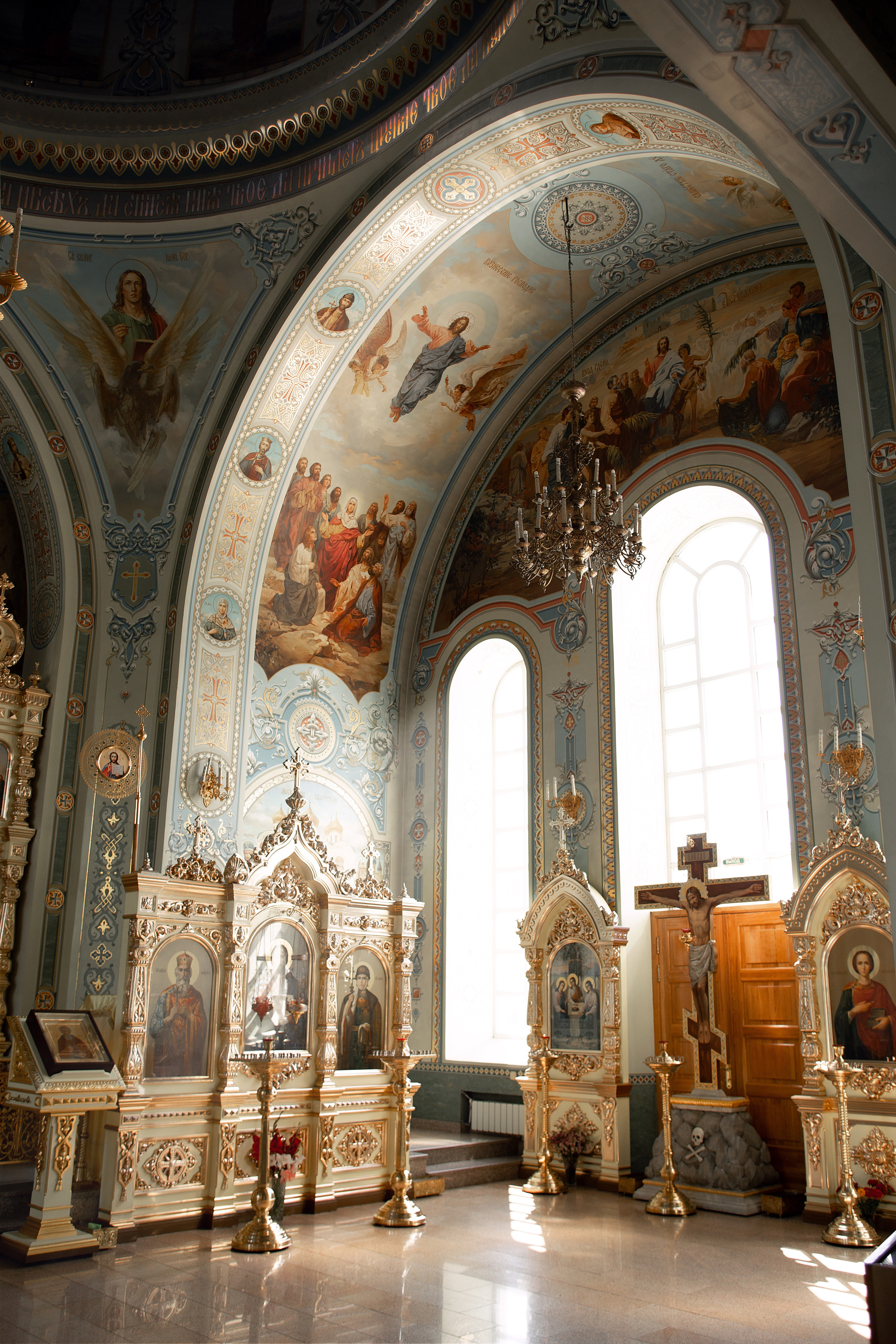 Крещение Ивана Храм Сергия Радонежского п. Ростоши. Фотограф новорожденных Оренбург Оксана Трофимова