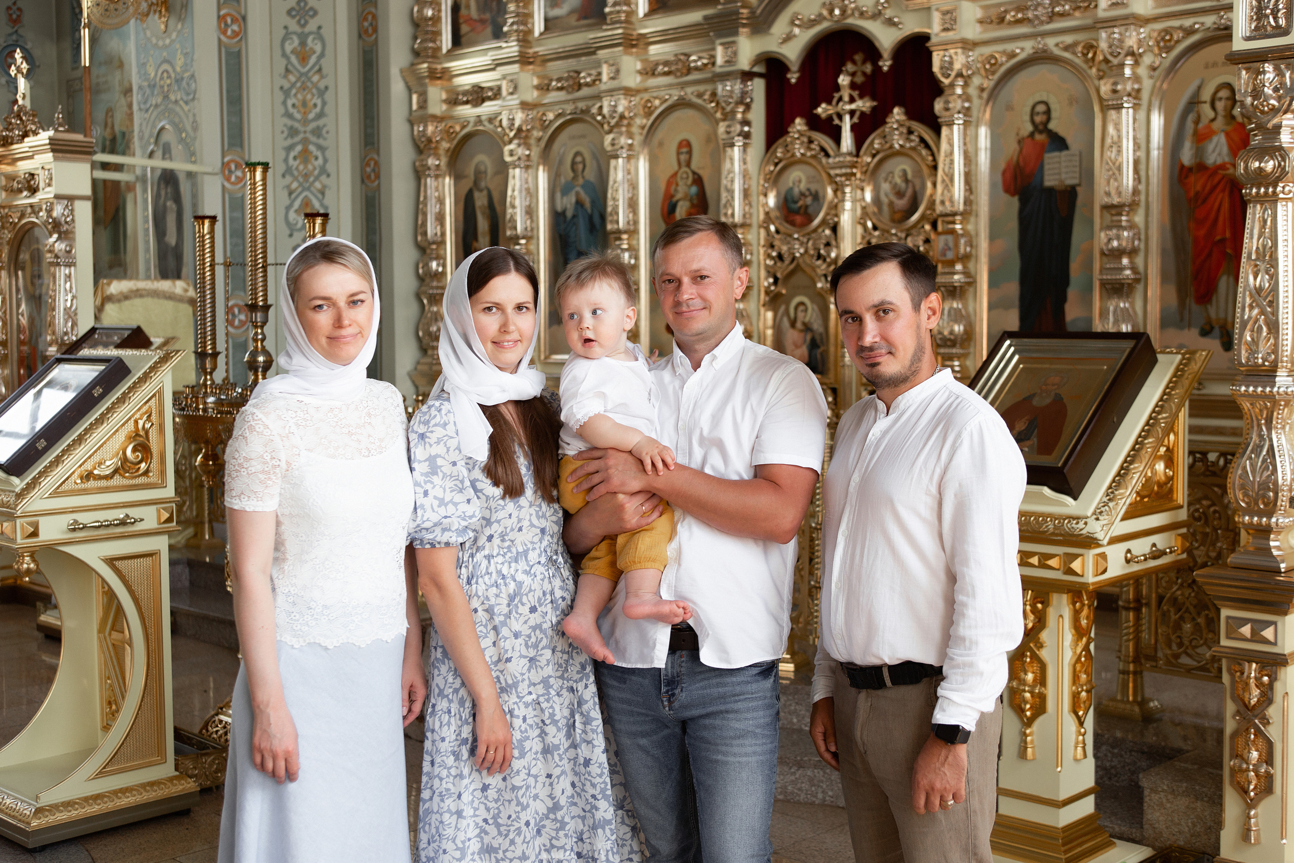 Крещение Ивана Храм Сергия Радонежского п. Ростоши. Фотограф новорожденных Оренбург Оксана Трофимова