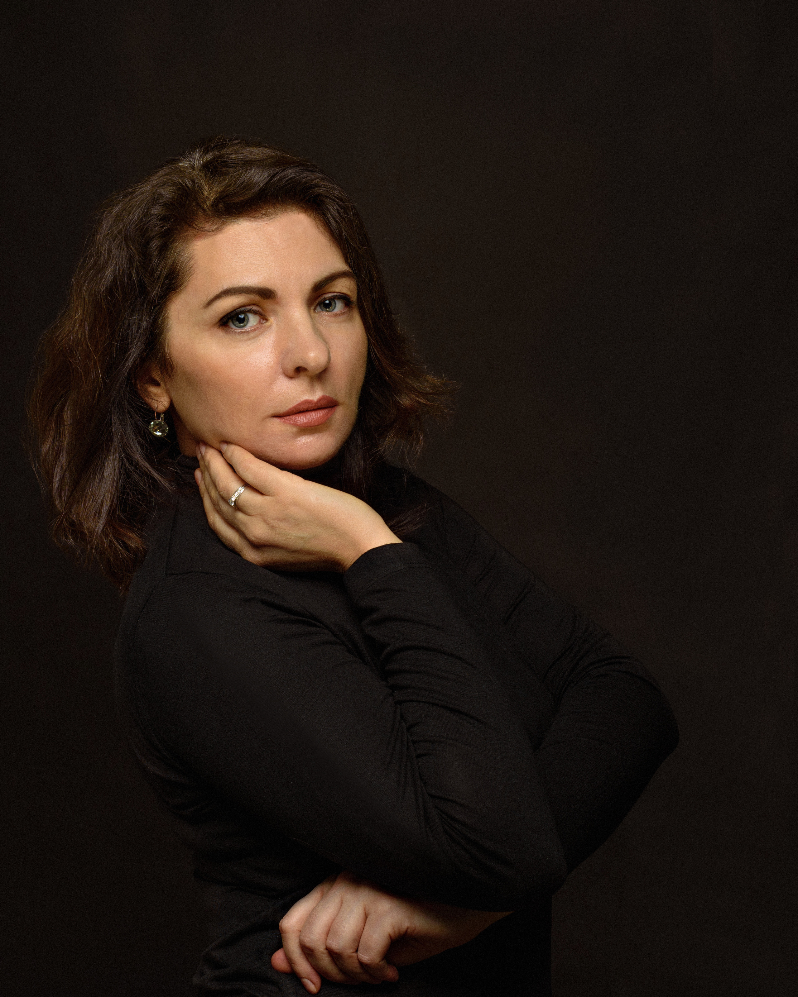 Наталья в черном. Агентство личного бренда «Брендовски»