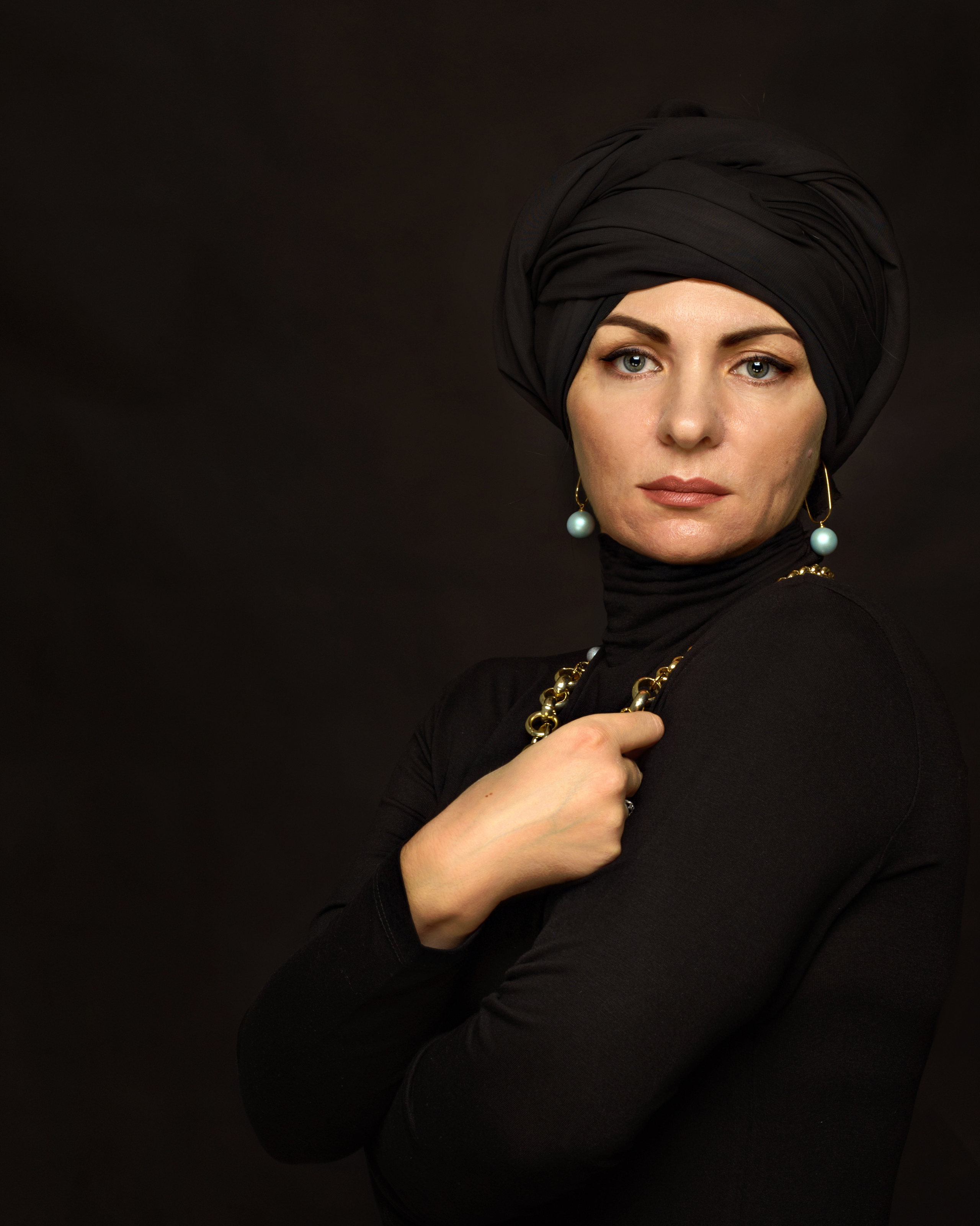 Наталья в черном. Агентство личного бренда «Брендовски»