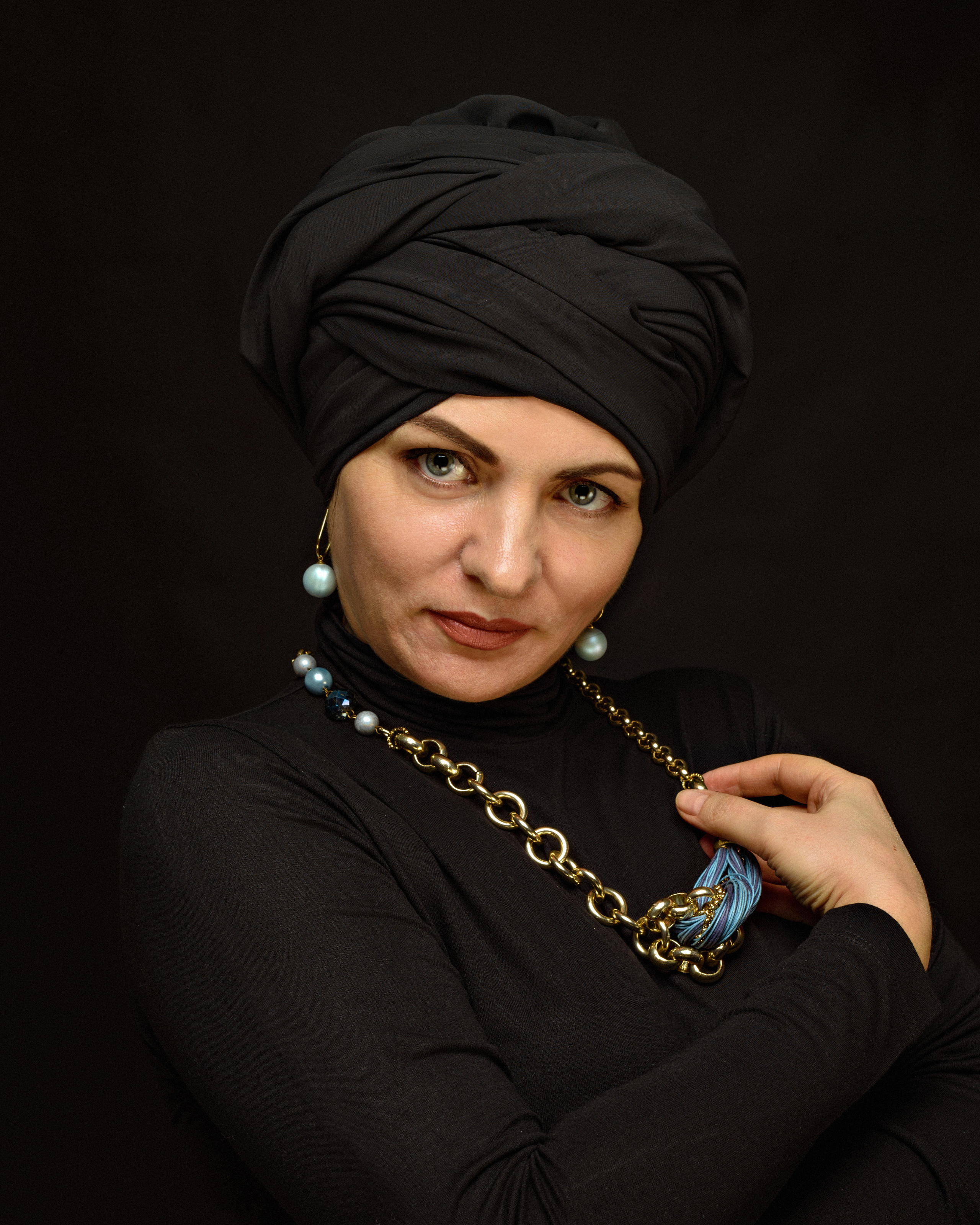 Наталья в черном. Агентство личного бренда «Брендовски»