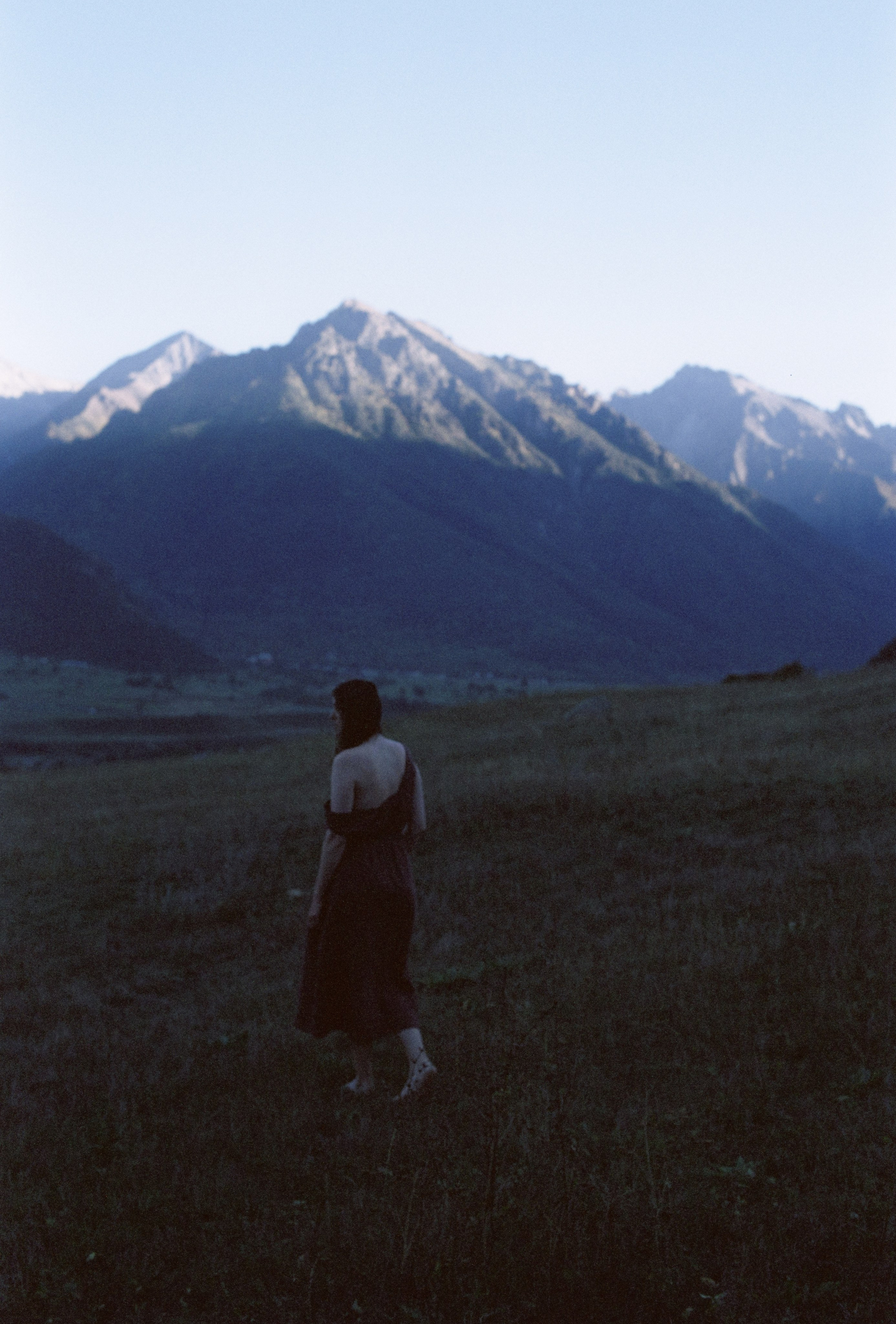 Elena Raya • Photographer