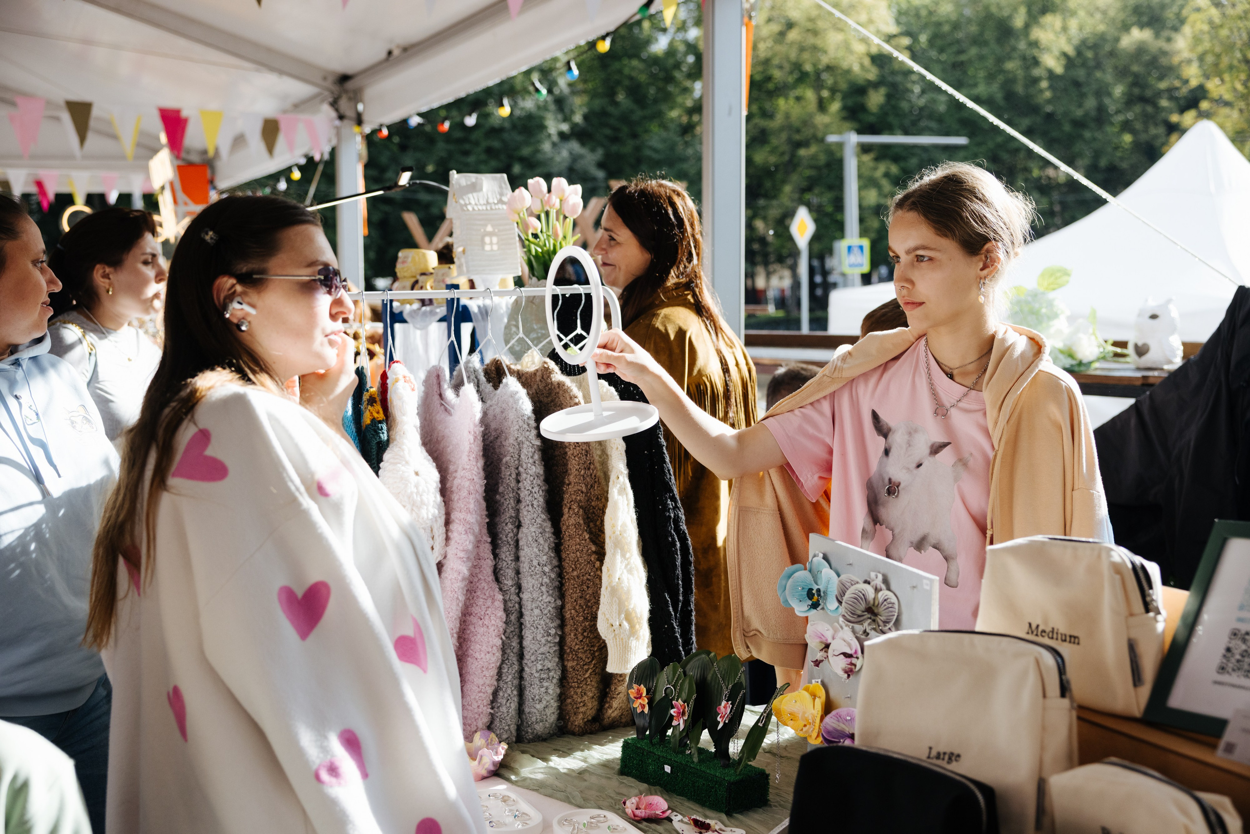 9–10 августа 2025 на Даниловском рынке / День 1 / фото Валерий Белобеев. Фотоотчеты «Ламбада-маркета»