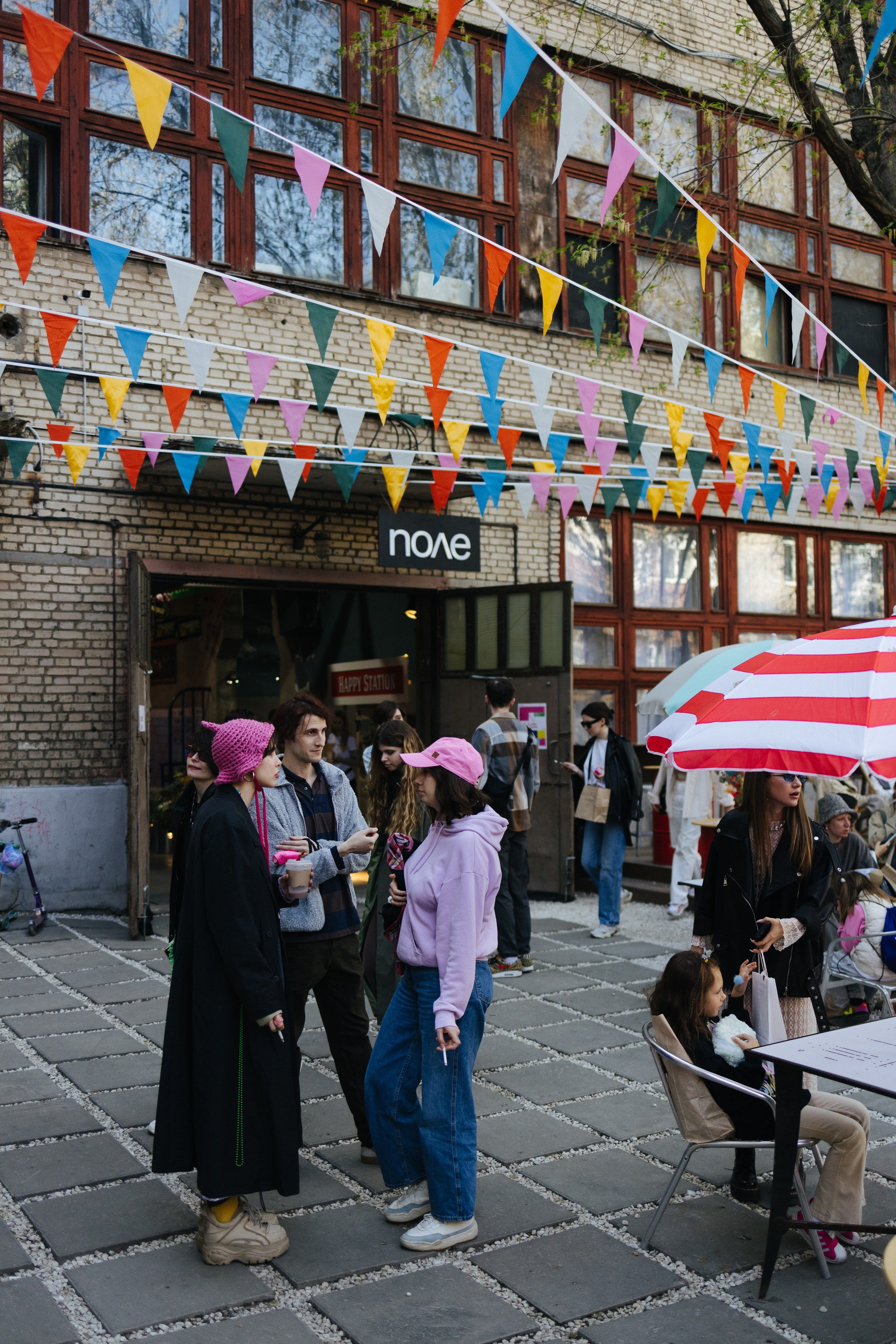 22–23 апреля 2023 в пространстве «Поле». Фотоотчеты «Ламбада-маркета»