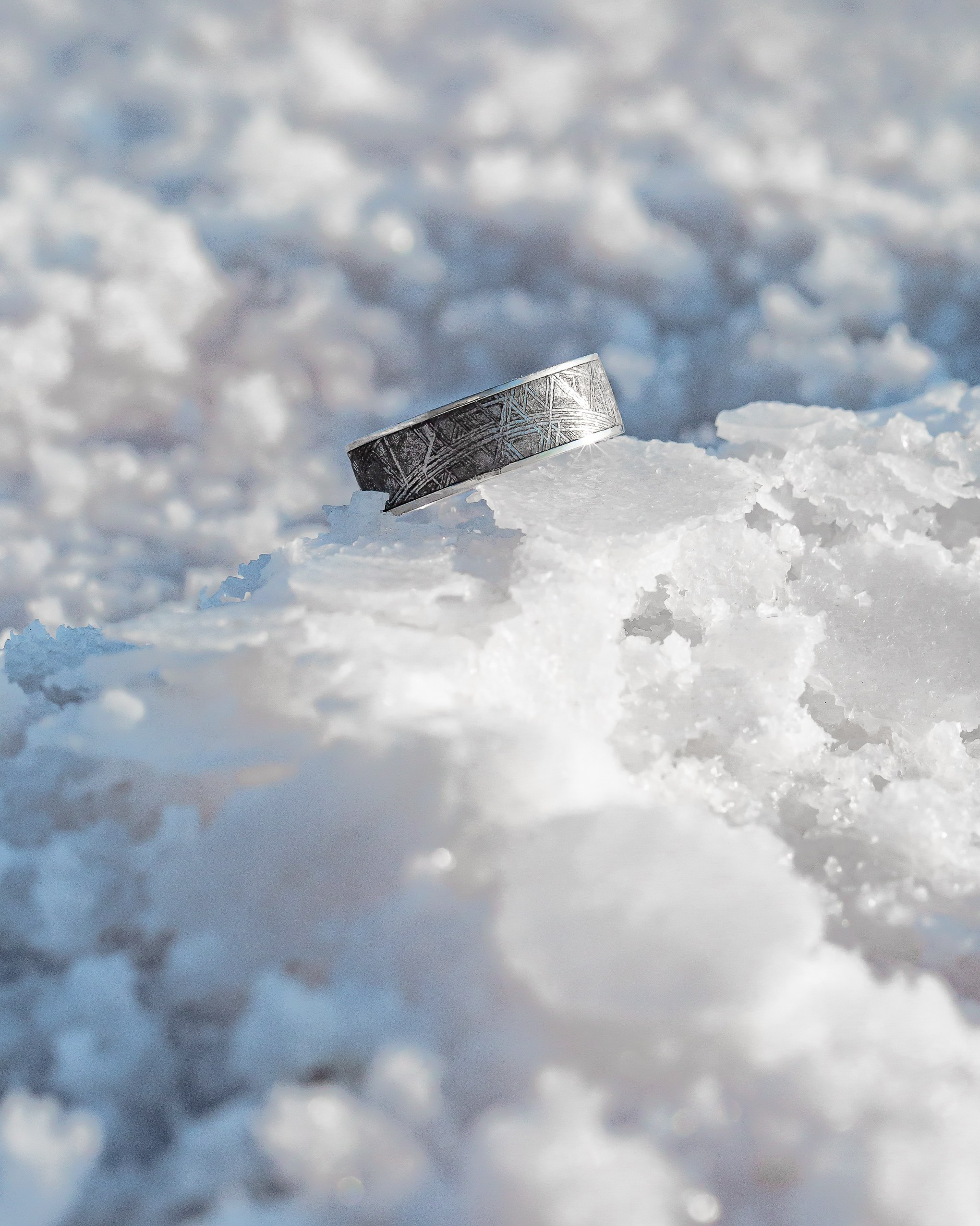 Campaign for MADE IN COSMOS. Photographer Anna Arzamastseva