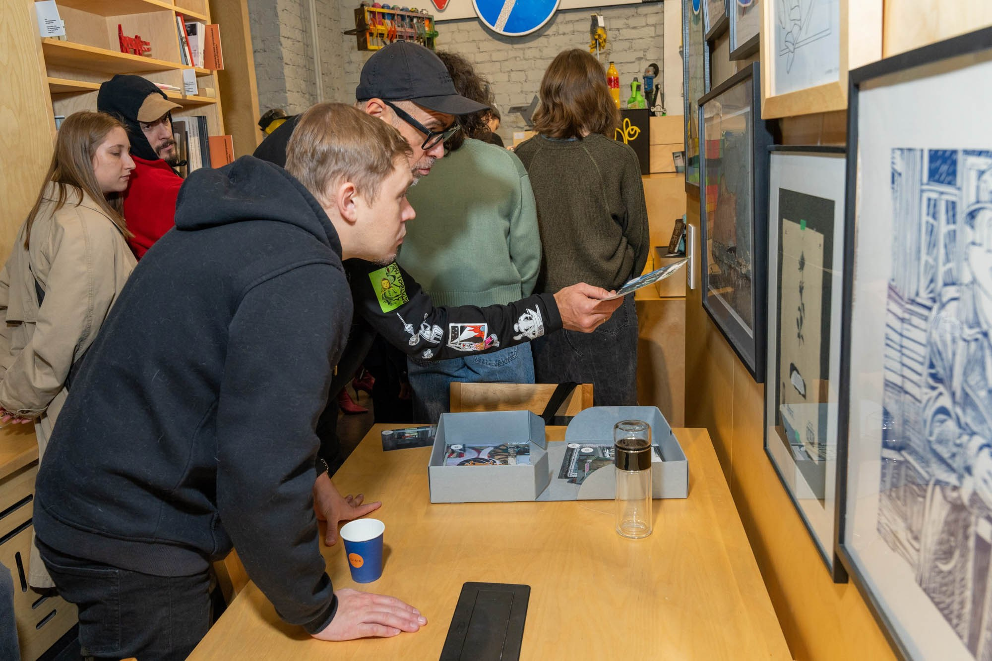 Вернисаж выставки «Артефакты» @ САХ. Фотограф Саша Оверчук