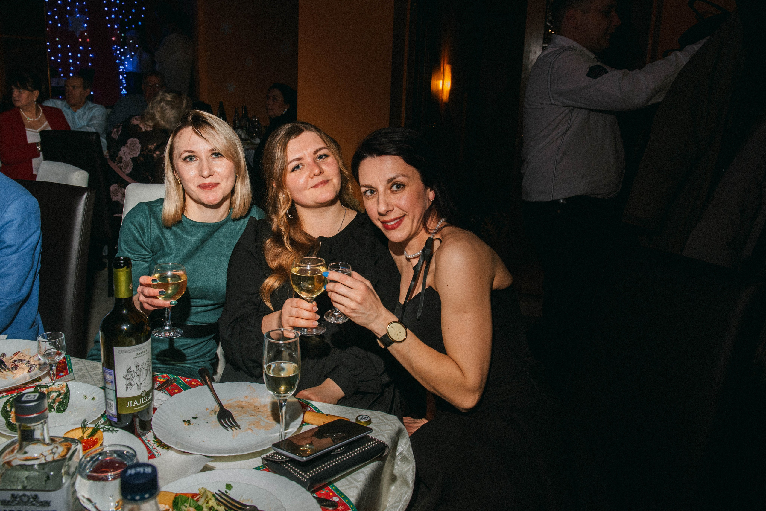 Корпоративная тусовочка. Свадебный фотограф — фотограф на свадьбу в Воронеже — Свадебное фото