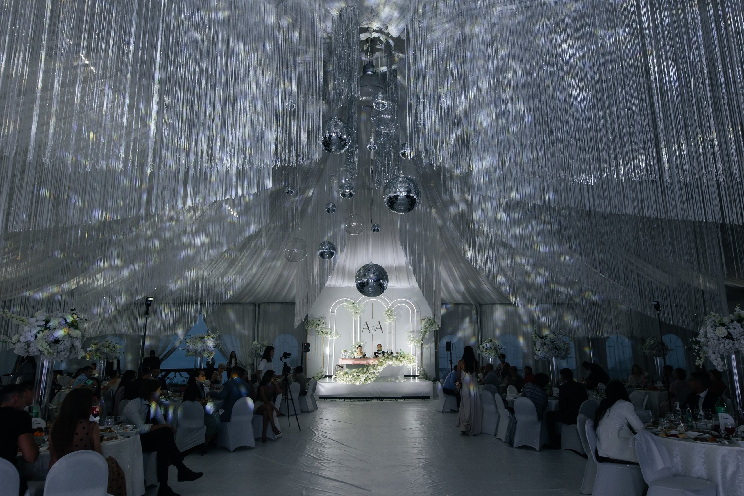 «Луна сегодня красивая». Свадебный и семейный фотограф в Якутске — Дьулусхан Прокопьев