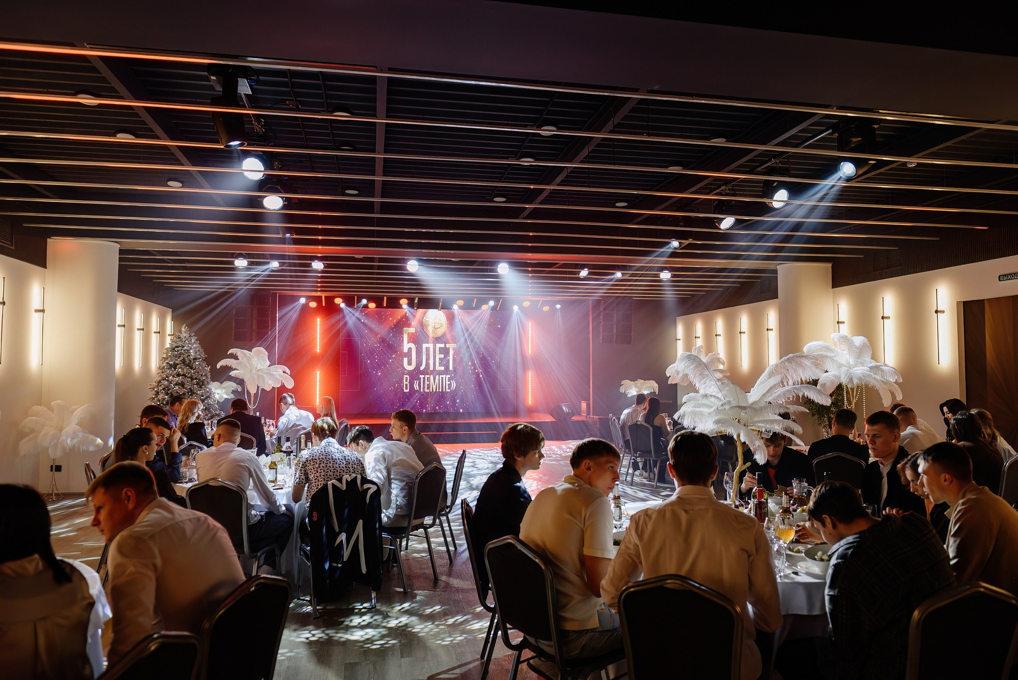 Закрытие футбольного сезона 2025 ФК «ТЕМП». Свадебный и репортажный фотограф Никита Сницарев в Барнауле