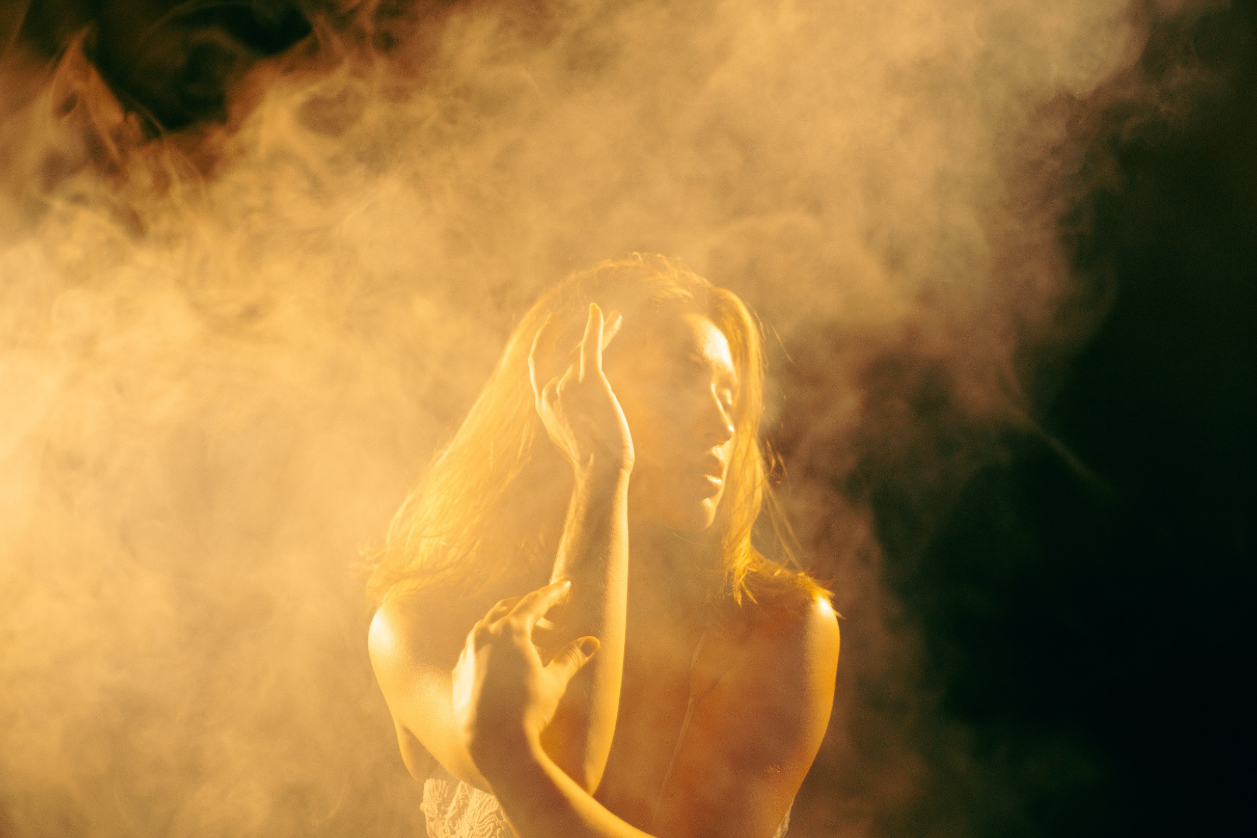 Танец огня. Арт-фотограф Крис Л. в Тобольске: портрет, семейные, свадьбы