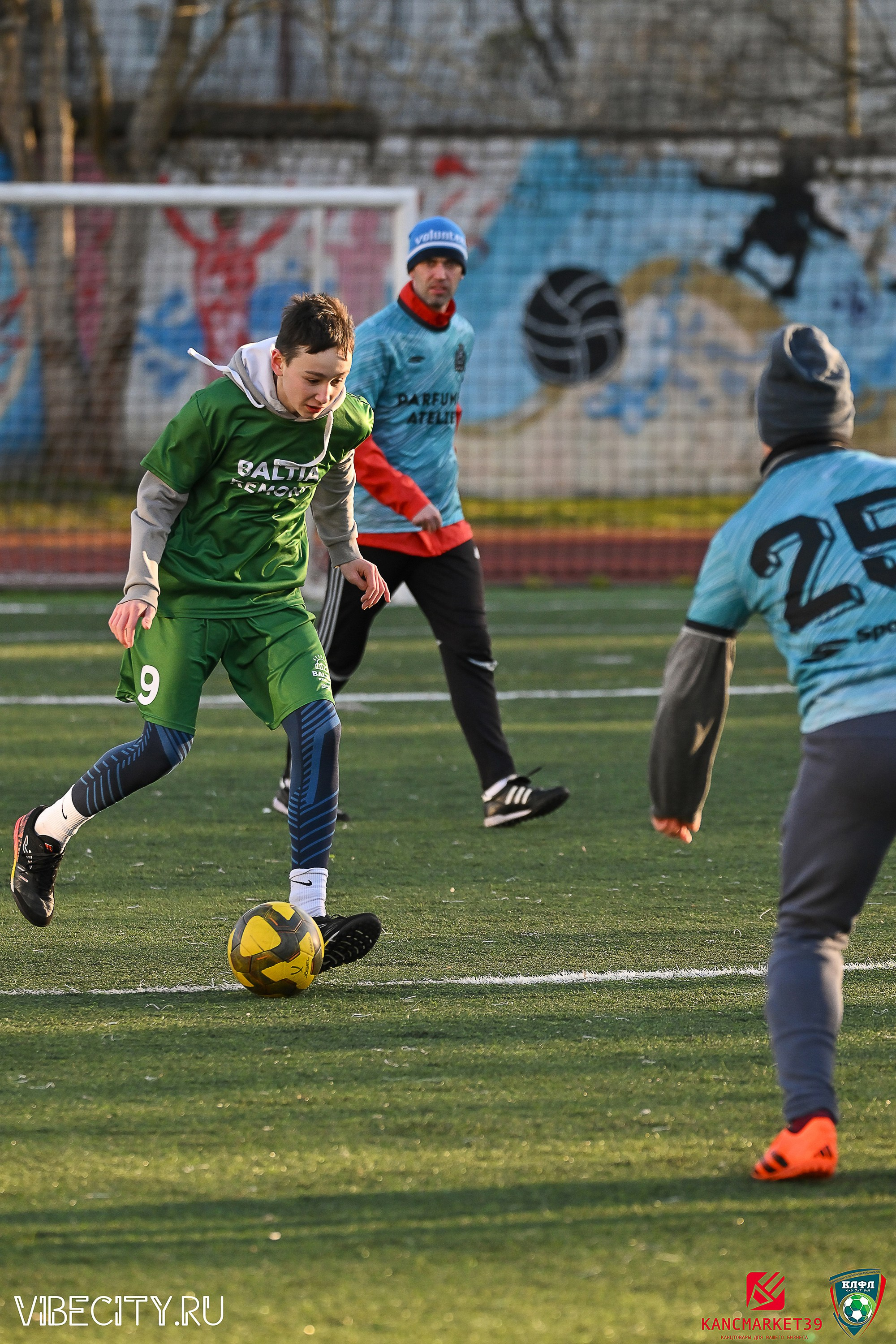 XX ЧЕМПИОНАТ КАЛИНИНГРАДСКОЙ ЛФЛ КАНЦМАРКЕТ39 сезона 2024–2025 гг. VIBECITY.RU Вайб Сити Ру Фоторепортажи Фотоотчеты Калининград