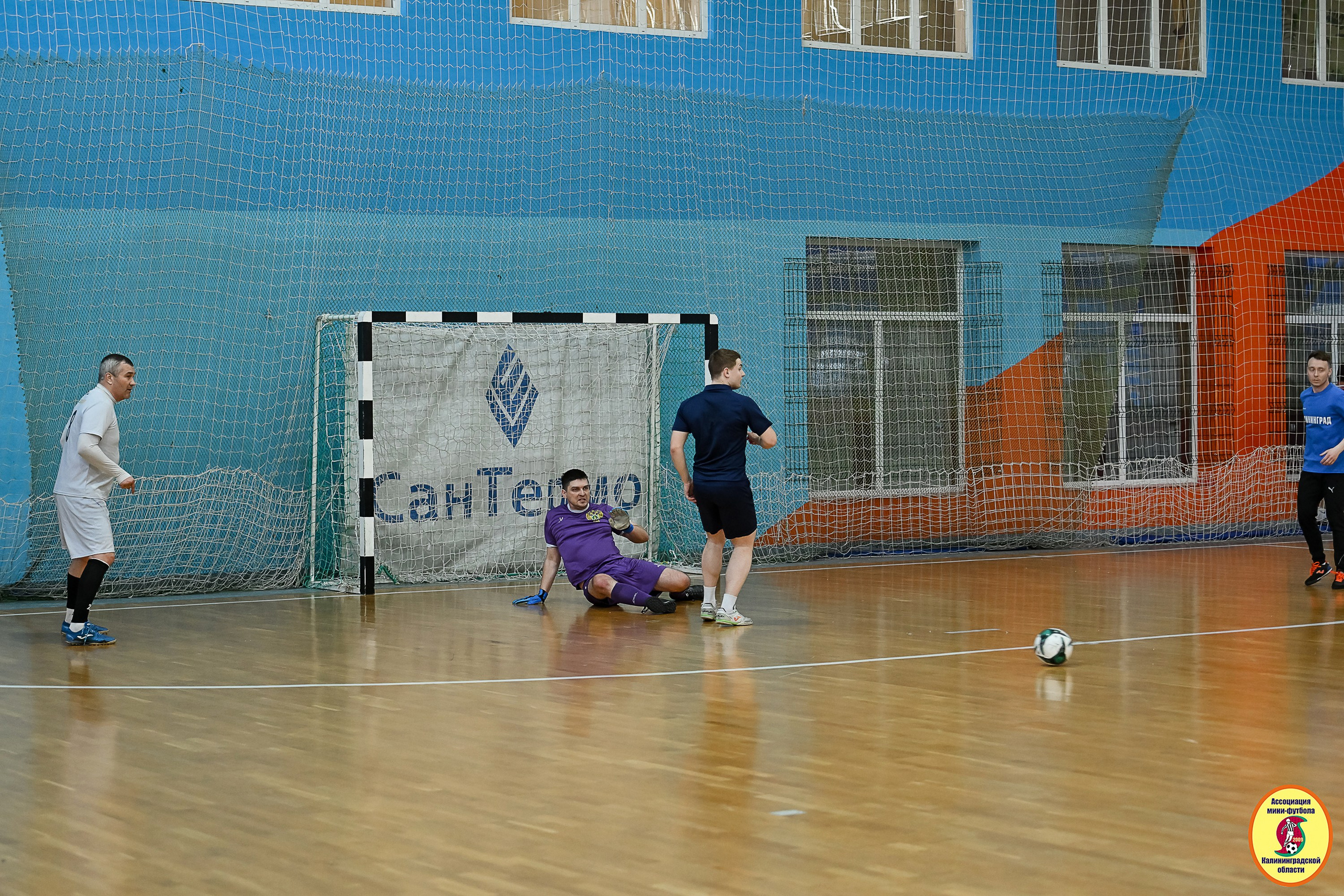 Корпоративная Бизнес Лига по футзалу — Весна 2026. VIBECITY.RU Вайб Сити Ру Фоторепортажи Фотоотчеты Калининград