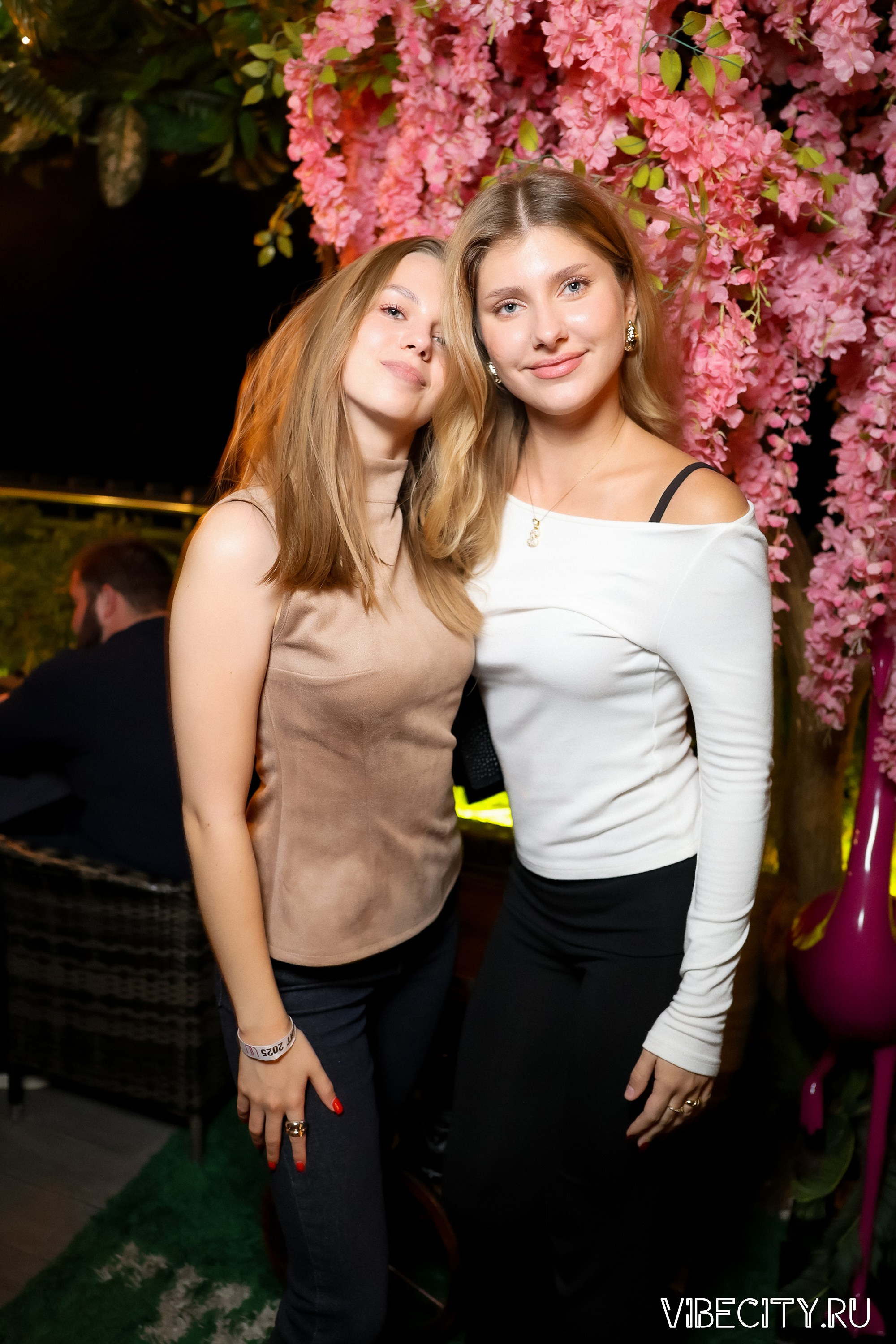 DOUBLE U. VIBECITY.RU Вайб Сити Ру Фоторепортажи Фотоотчеты Калининград