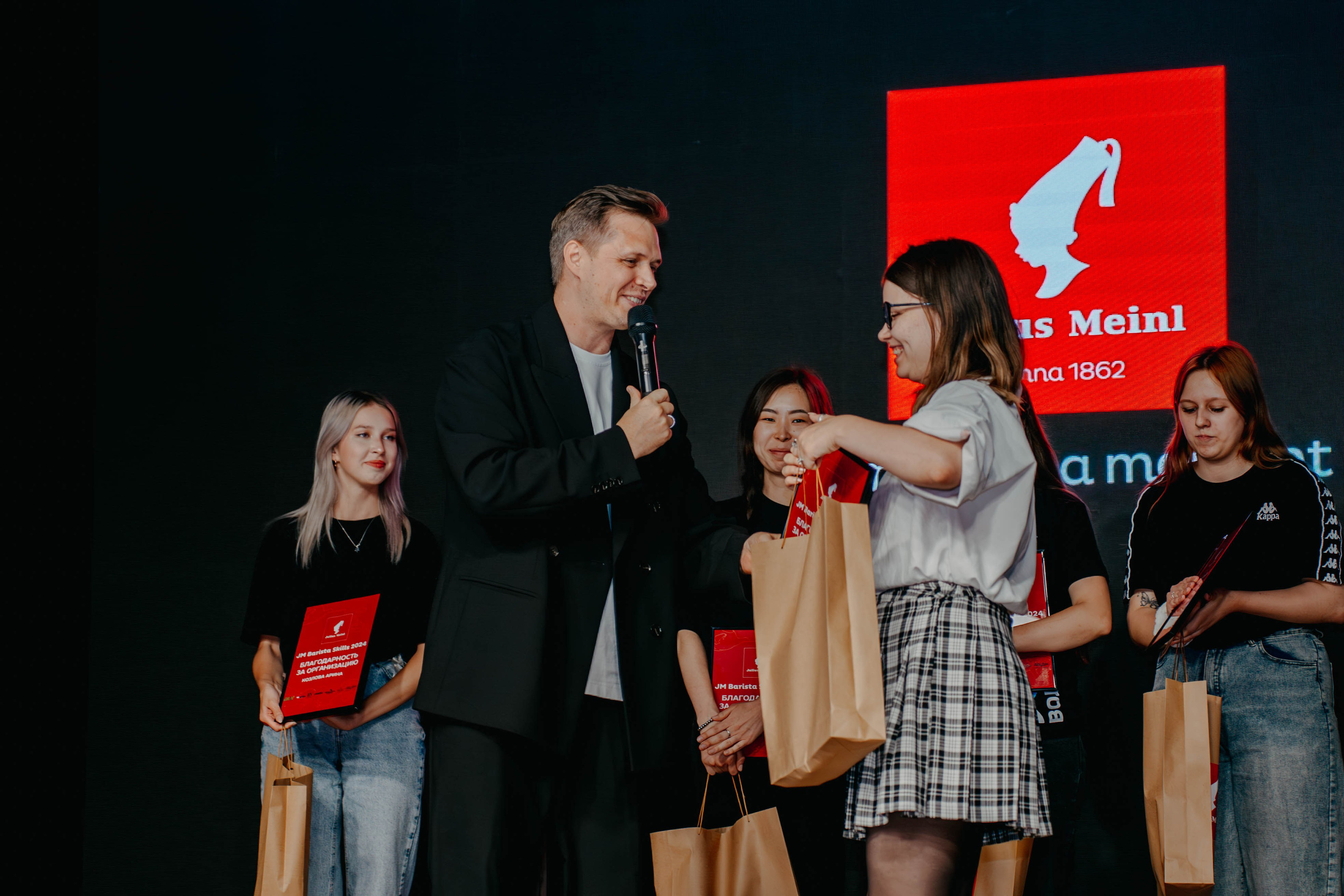 JM Barista Skills 24'. Фотограф, видеограф и пилот дрона на Байкале
