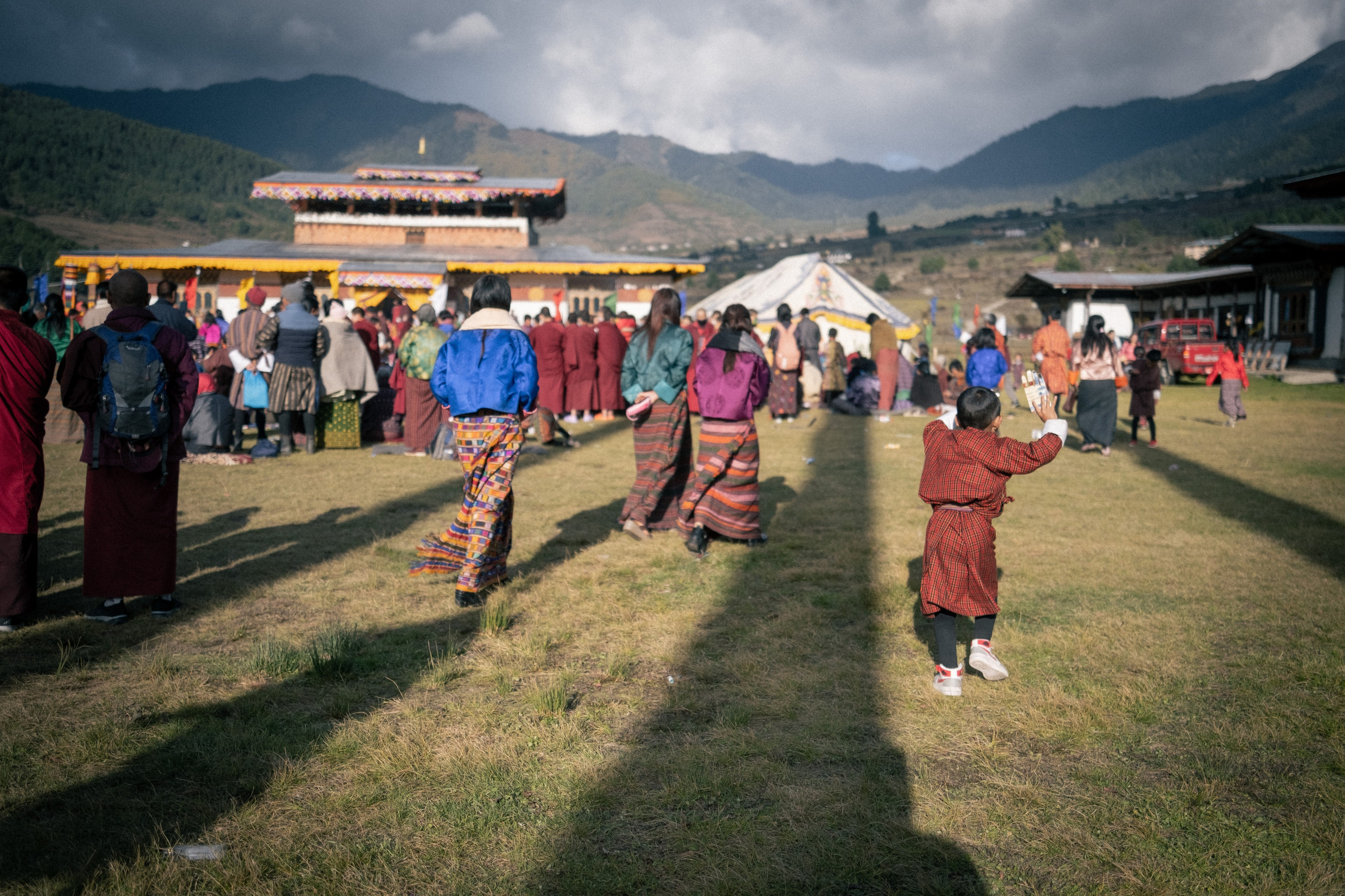 Bhutan. Dmitry Ippolitov