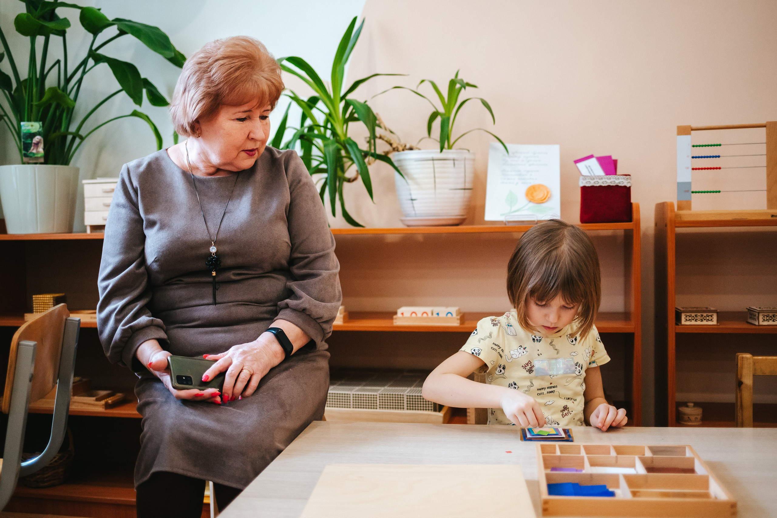 8 марта в Монтессори-саду. Семейный lifestyle фотограф в Санкт-Петербурге Людмила Пахомова