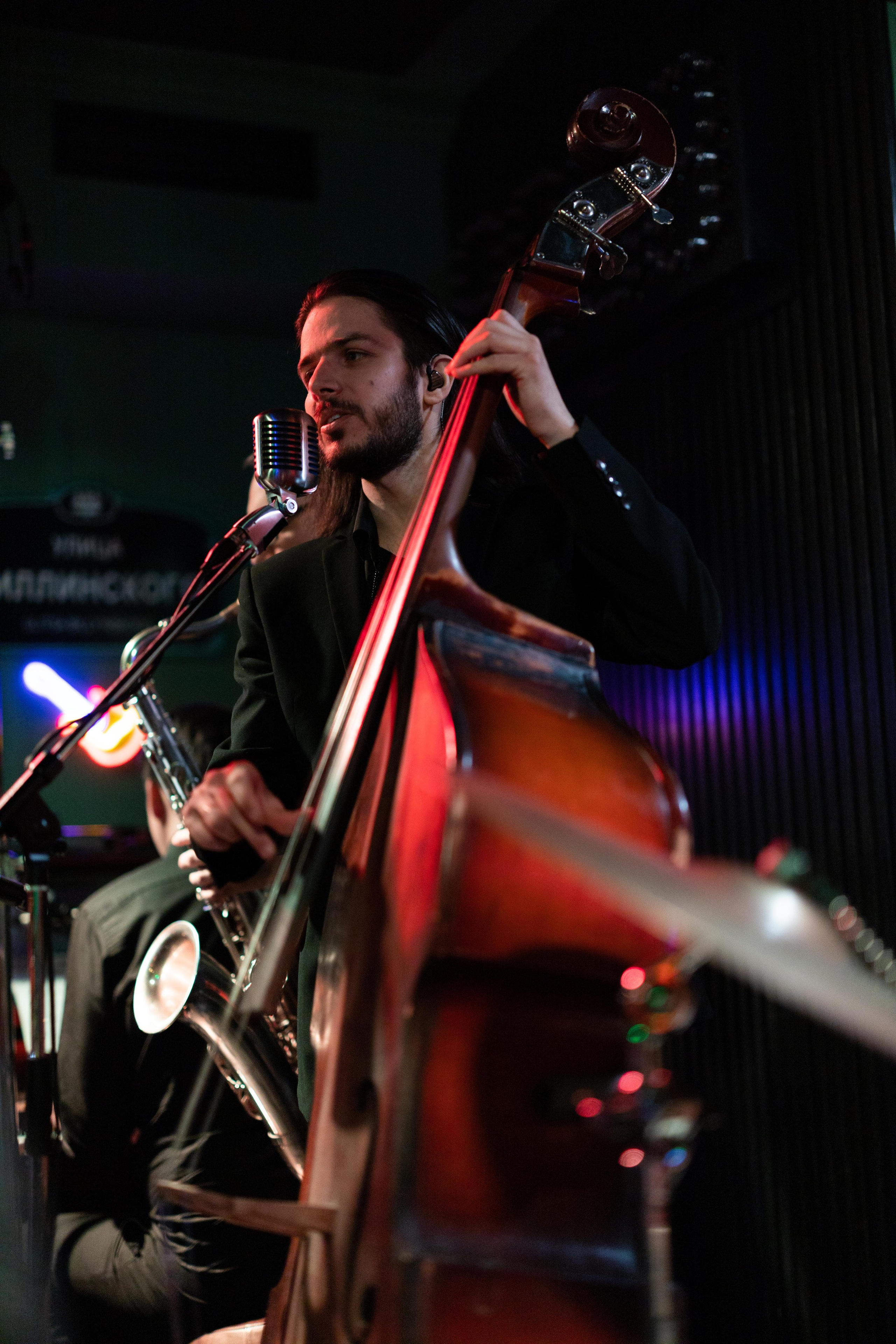 Film backstage. VICTORIA SHU