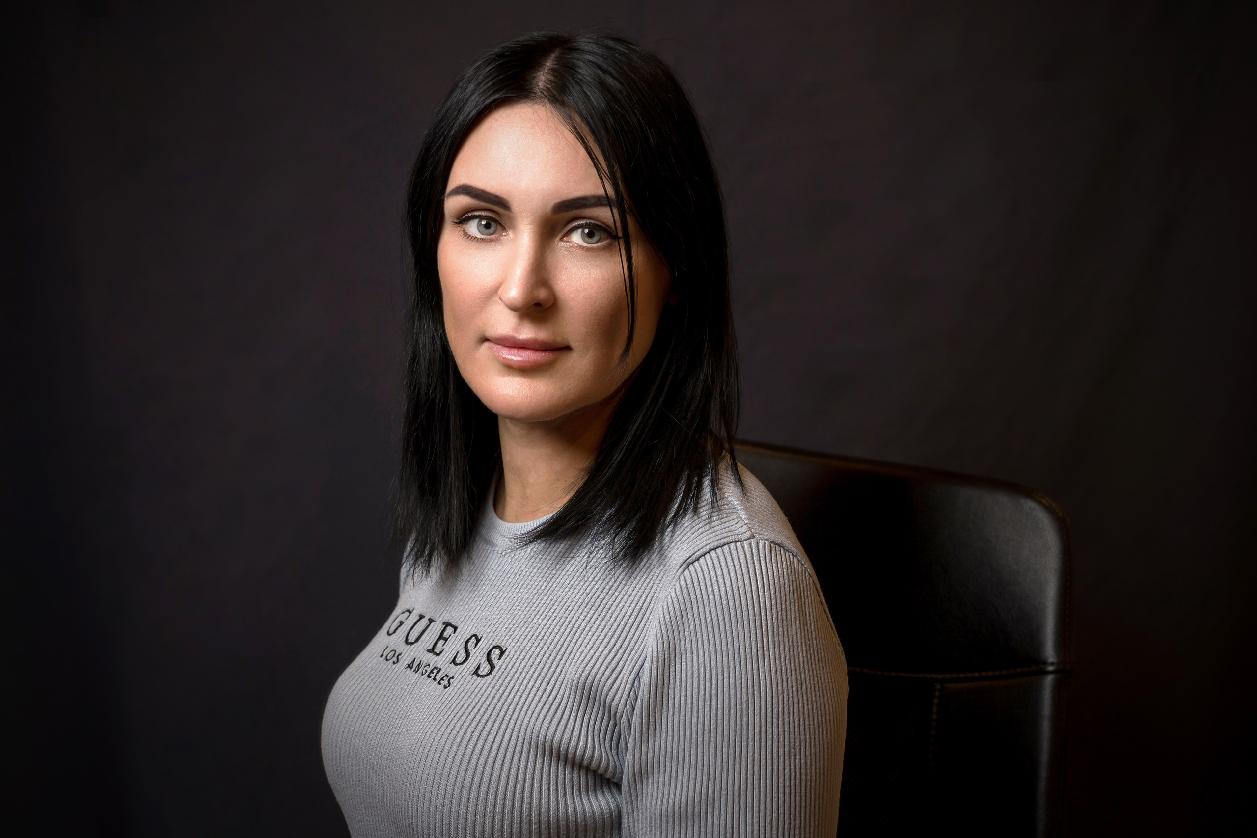 Портрет сотрудника. Фотограф в Санкт-Петербурге. Репортажная и все съёмки для бизнеса