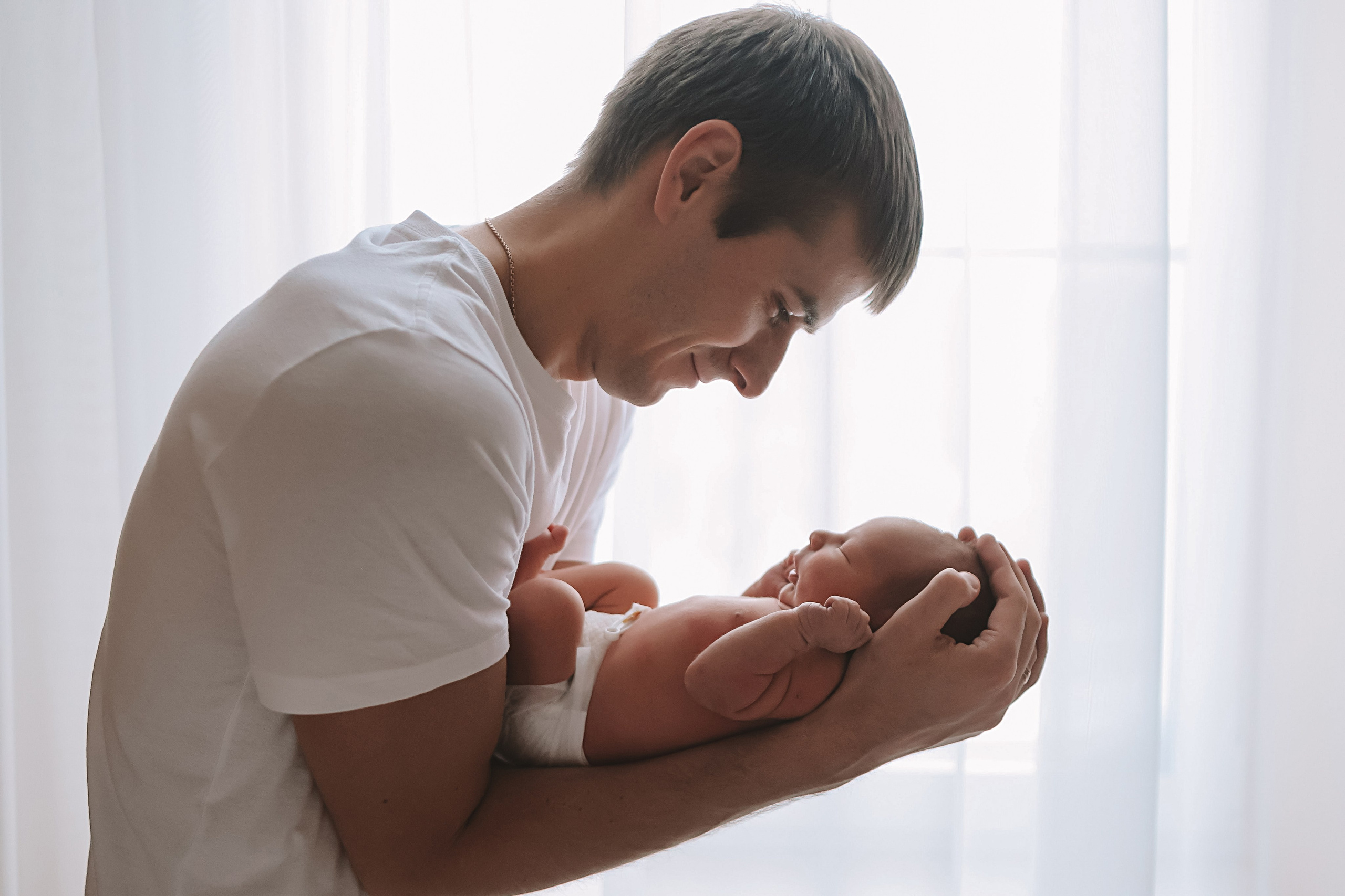 Выписка Мид. Семейный фотограф Тюмень, фотограф на роды Салмина Мария