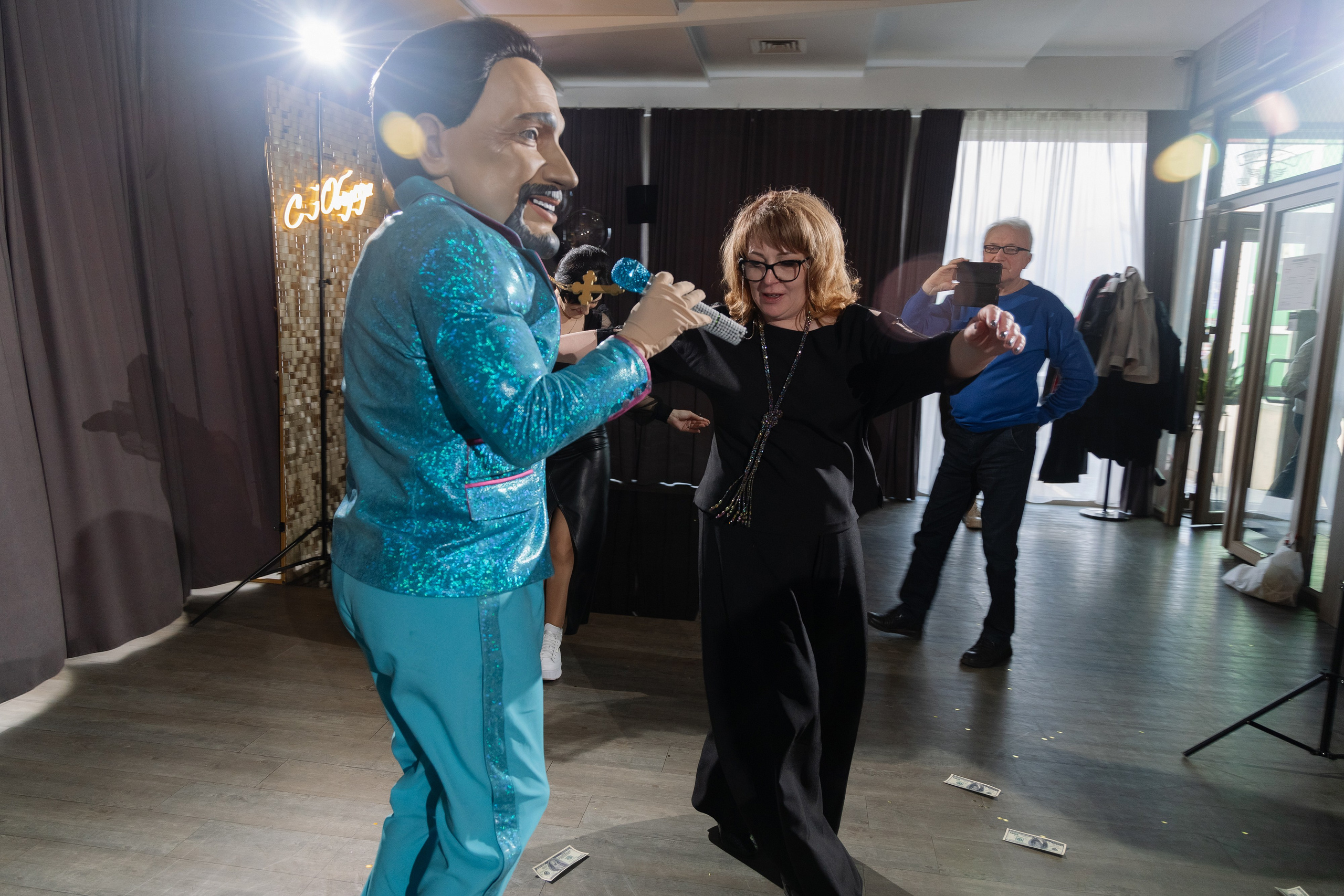 Фотосъемка юбилея в кафе BALDENINI в Минске. Свадебный фотограф в Минске/Беларуси Сергей Спиридонов