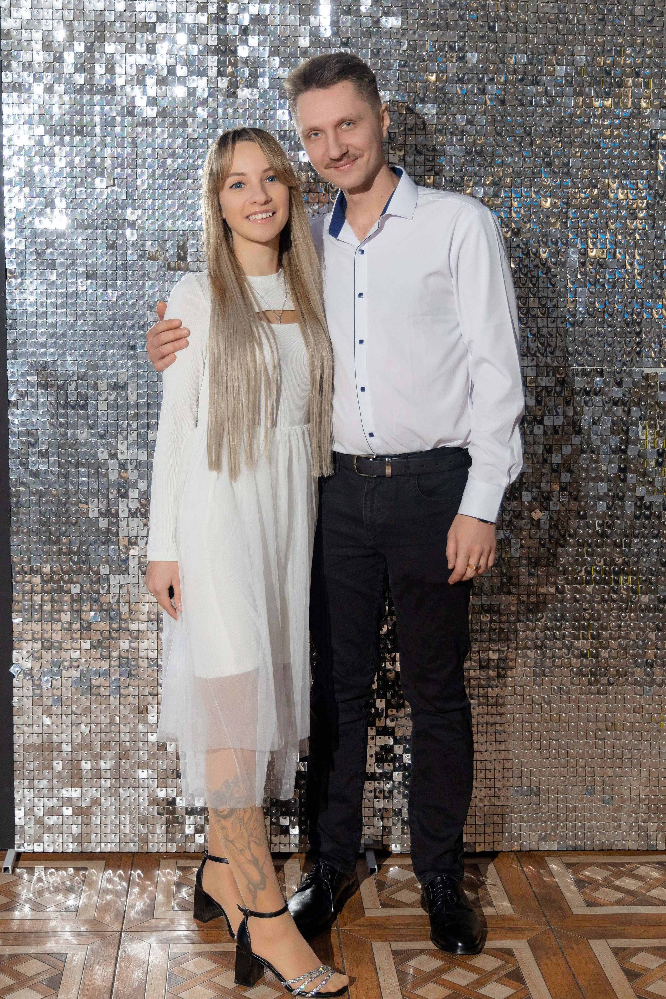 Корпоративная фотосъемка для кафе GARAGE | Новый год 2025 | Минск. Свадебный фотограф в Минске/Беларуси Сергей Спиридонов