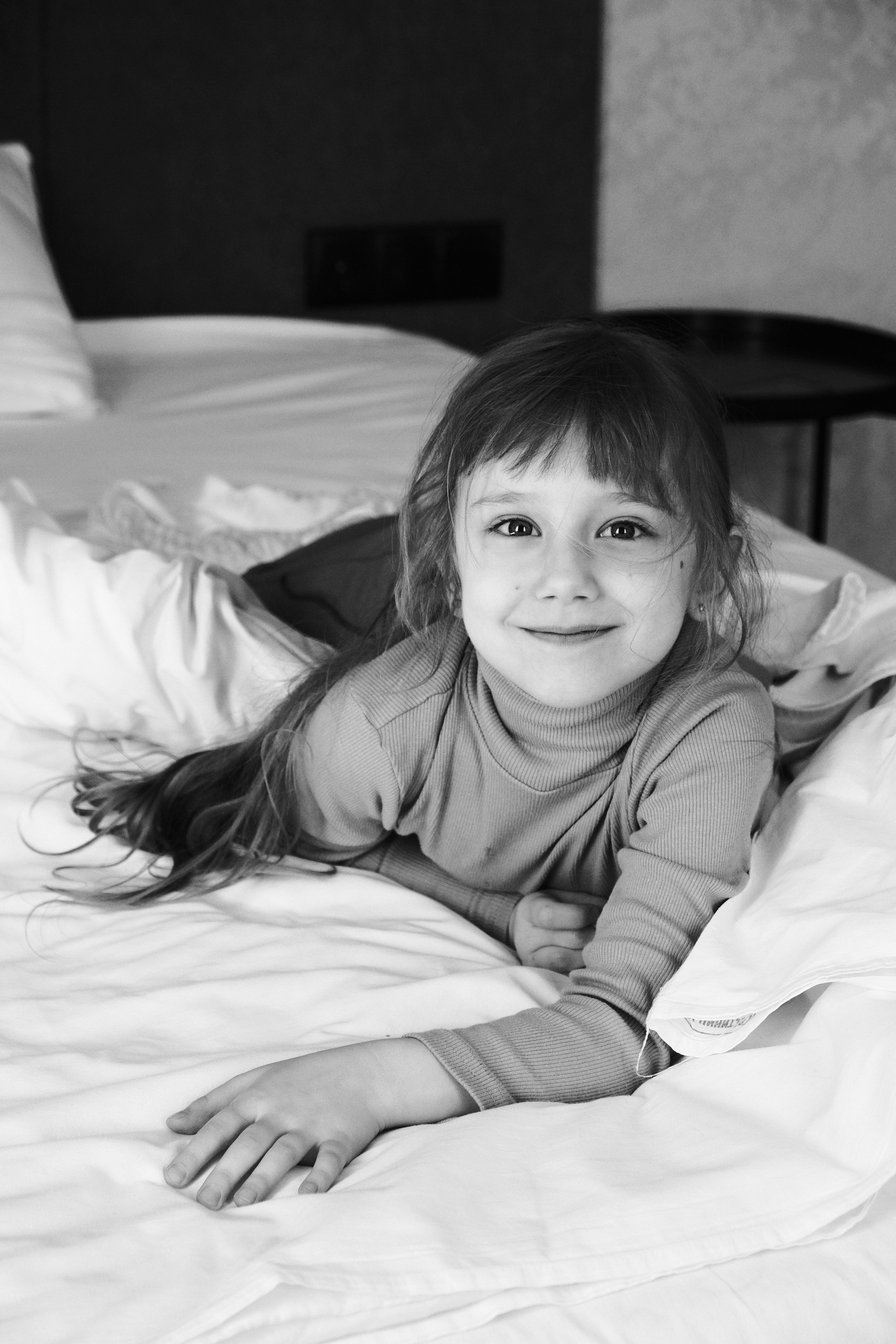 Маша с дочерьми. Фотограф Наташа Лисица