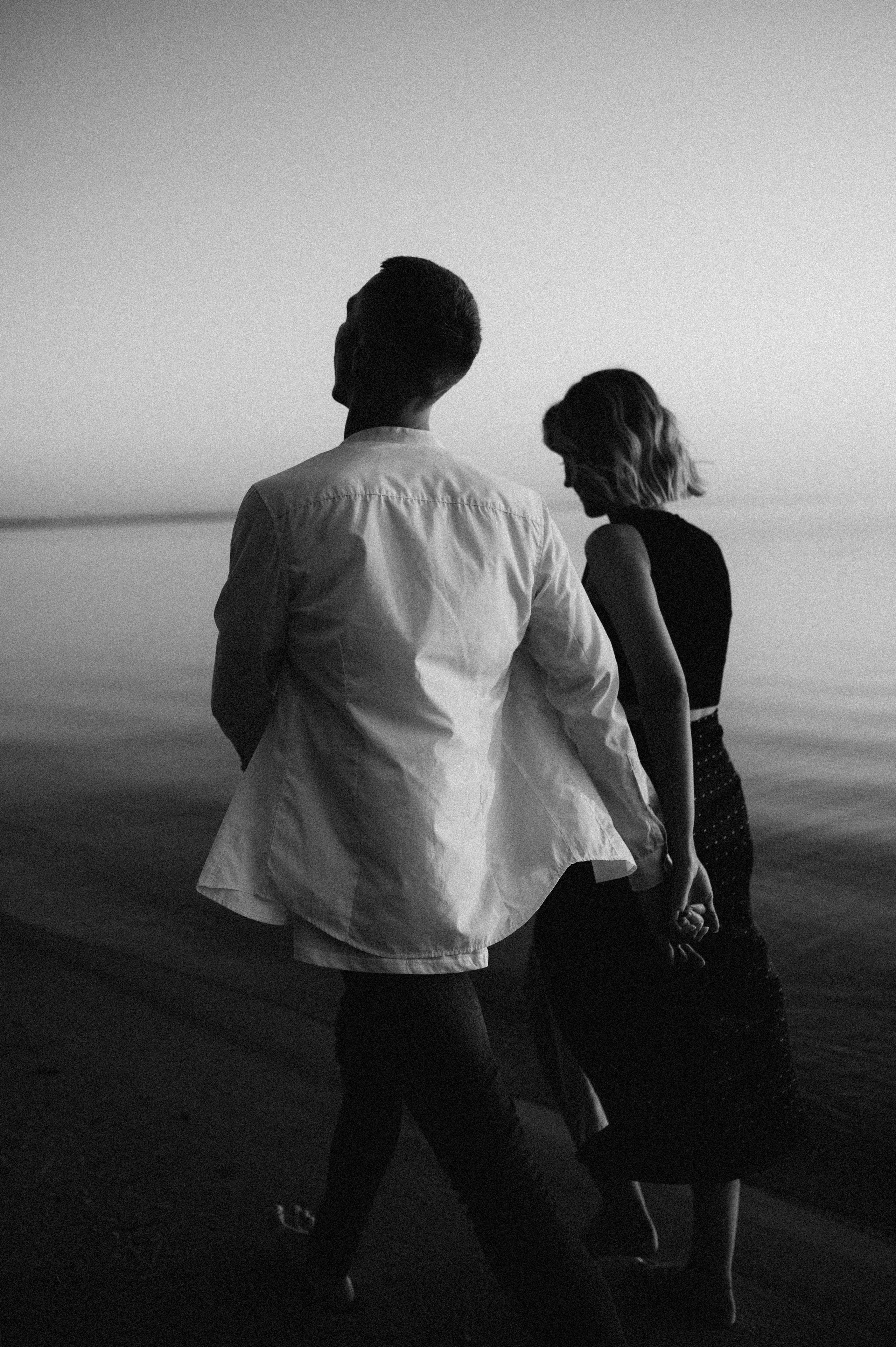 АНДРЕЙ И ЛИЛЯ/ СЪЕМКА НА БЕРЕГУ БЕРДСКОГО ЗАЛИВА. Семейный фотограф в Новосибирске Женя Индрикова