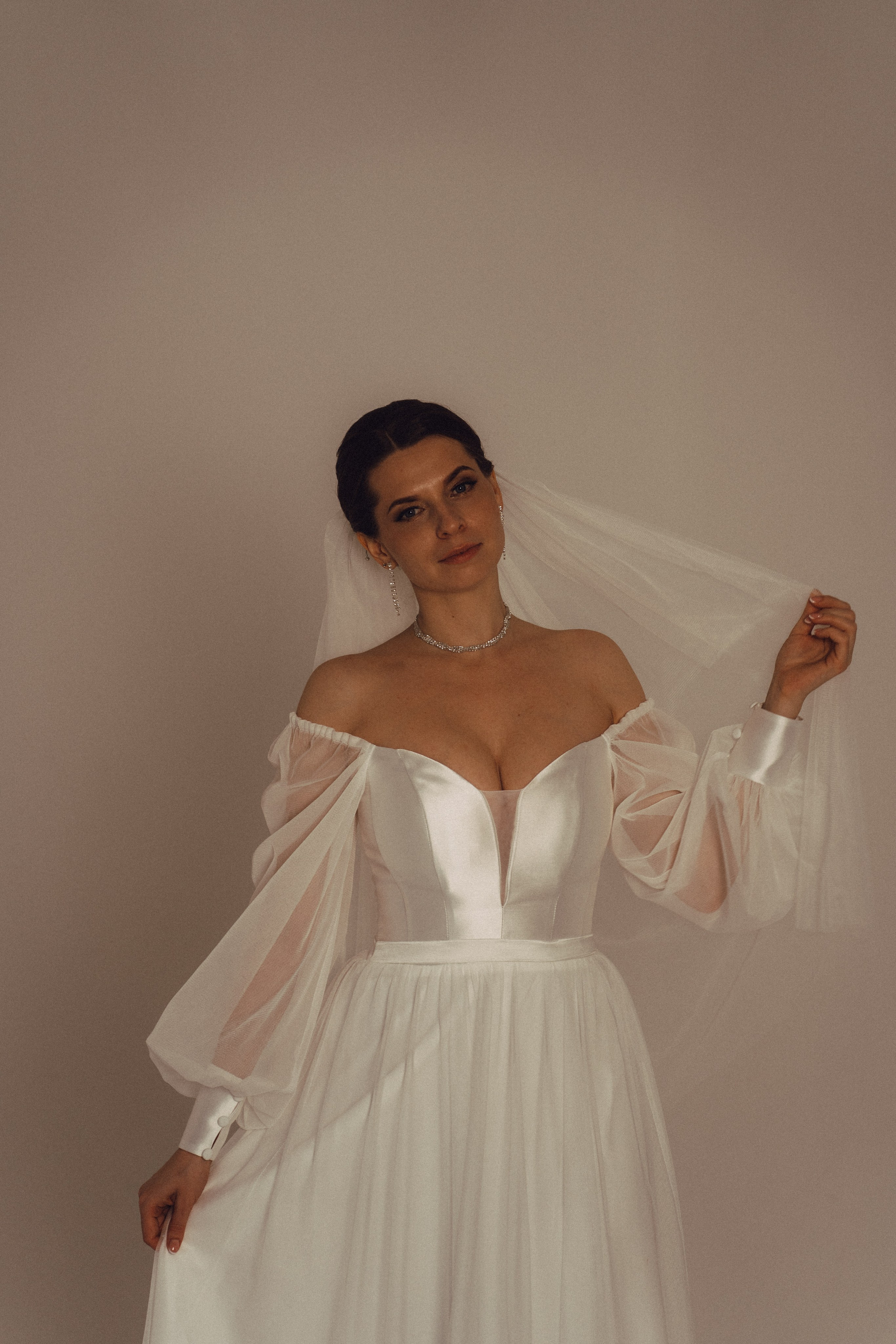 СВАДЕБНАЯ СЬЕМКА ВО ВТОРОМ ДВОРЦЕ (ДЕКАБРЬ) ТАКЖЕ СЬЕМКА В СТУДИИ НА ЧЕРНЫШЕВСКОЙ. Профессиональный фотограф, Санкт-Петербург — Виктория Богомолова