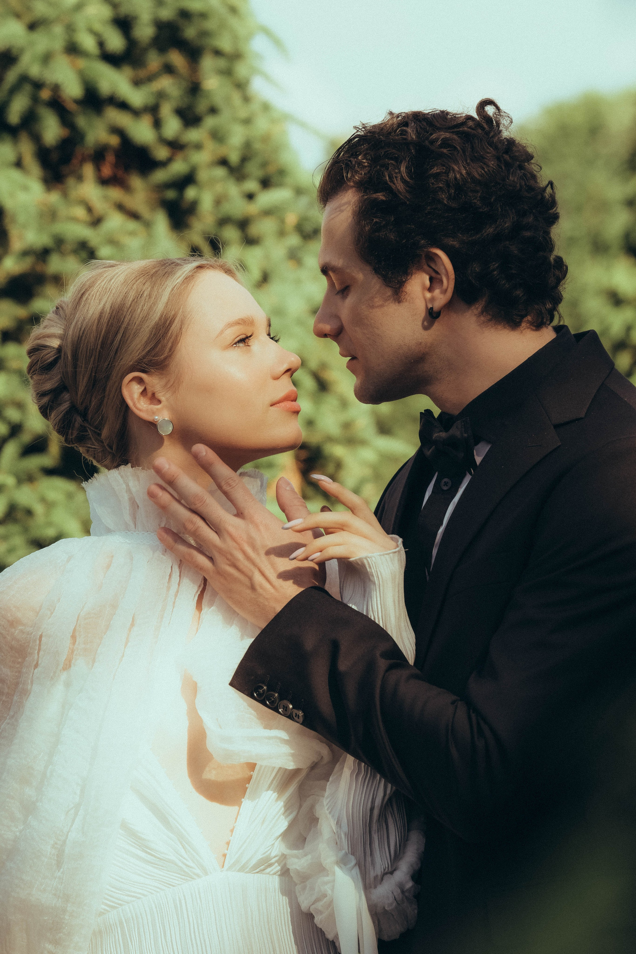 СВАДЕБНАЯ СЬЕМКА В ПАРКЕ ОРАНИЕНБАУМ. Профессиональный фотограф, Санкт-Петербург — Виктория Богомолова