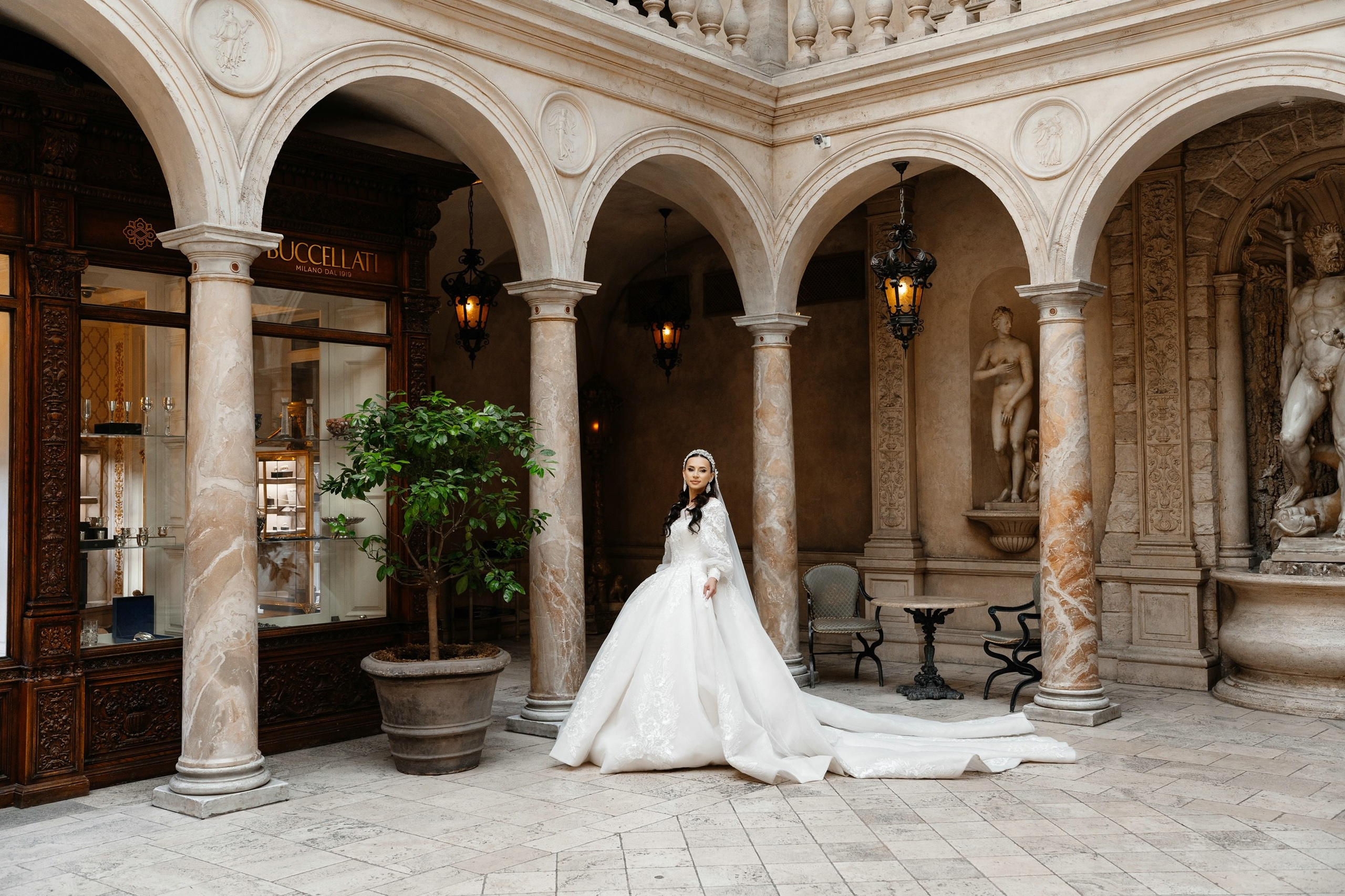 Свадебная фотосессия в ресторане Турандот. Свадебный и семейный фотограф в Москве Светлана Зоткина