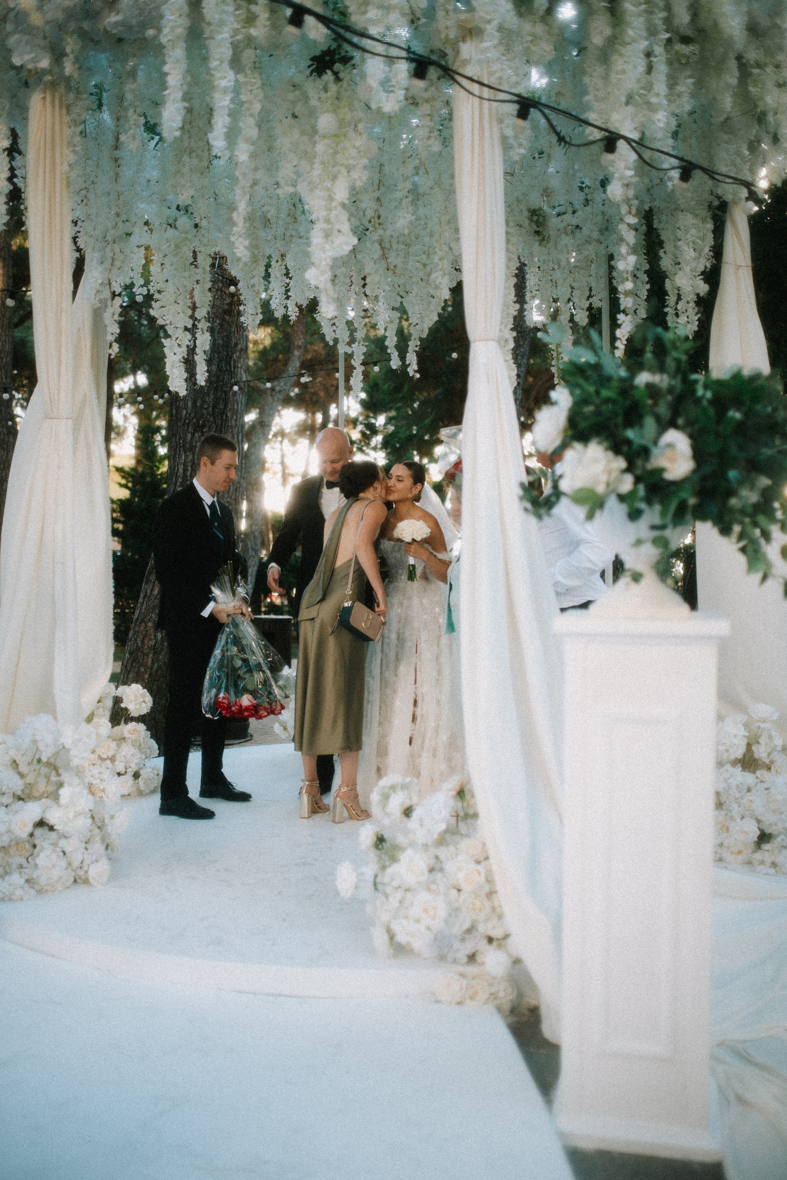 Александр и Виктория | Полный свадебный день. Выступала в качестве второго фотографа. Фотограф Санкт-Петербург, Новороссийск