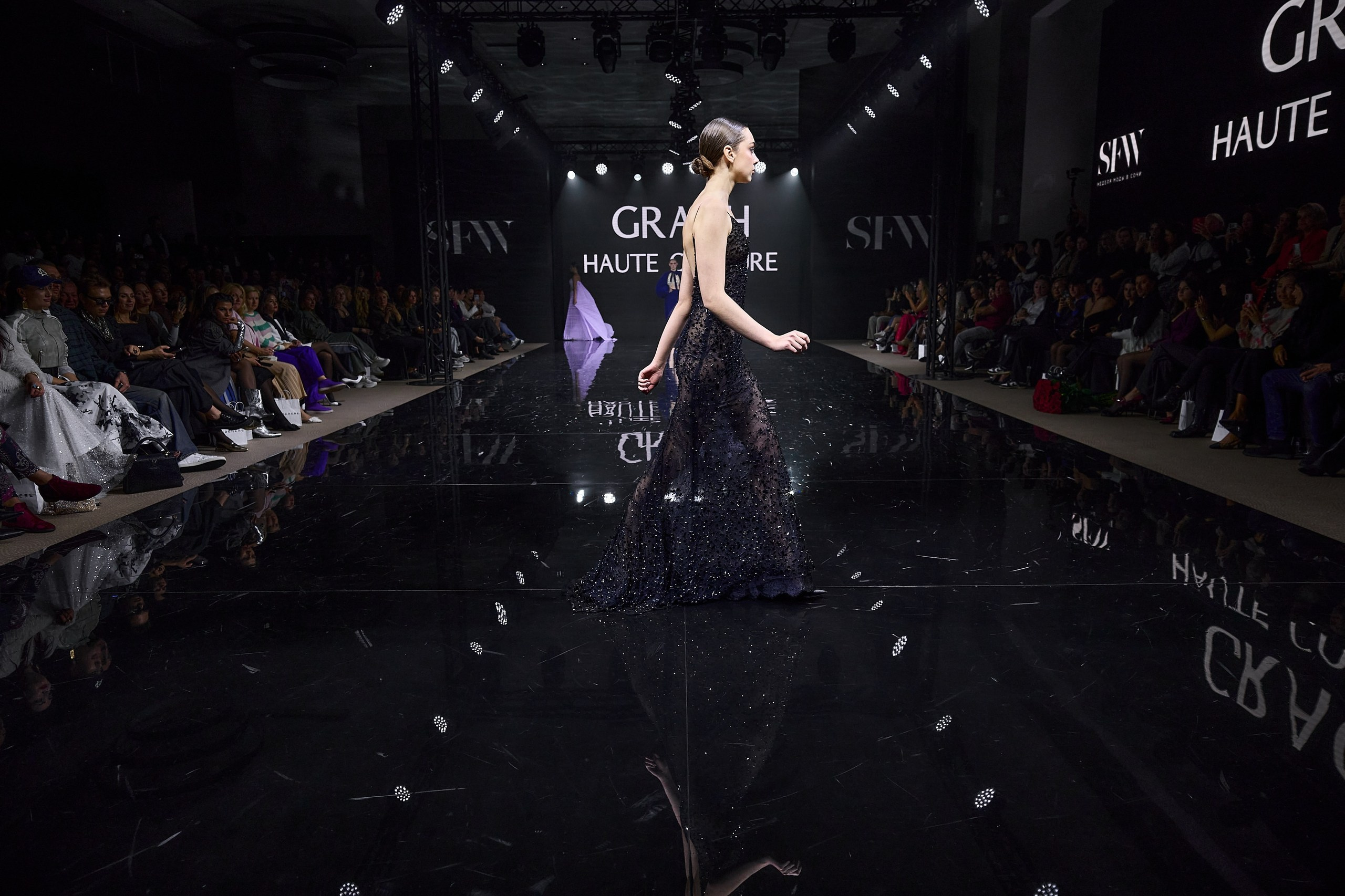 Grach Haute Couture на Sochi Fashion Week 2025, 5 ноября 2025. Дима Бабушкин. Фотограф. Подиум. Репортаж. Творчество. Дорого